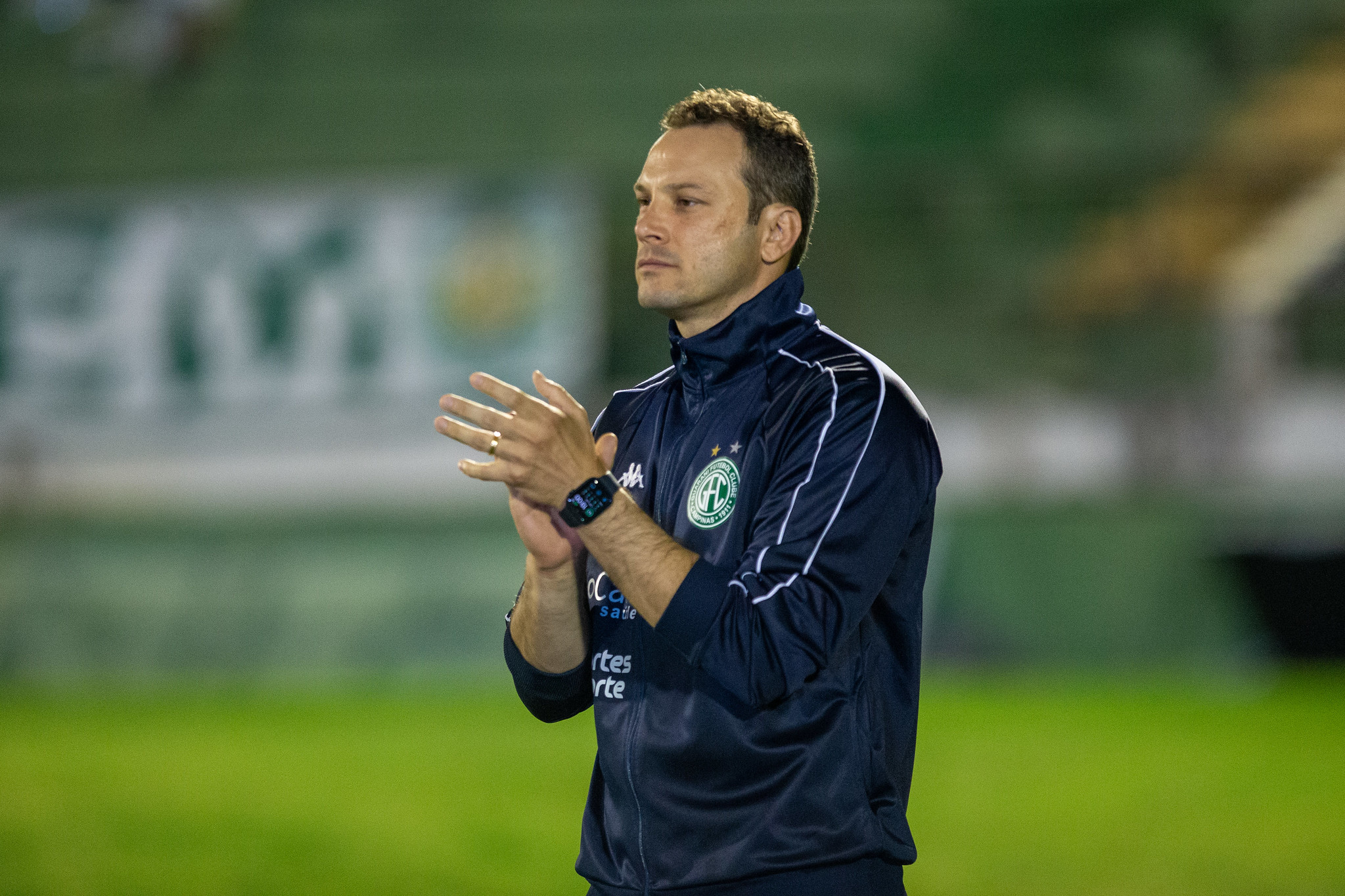 Pivetti elogia jogadores em vitória na estreia da Série B: “Fruto do trabalho deles”