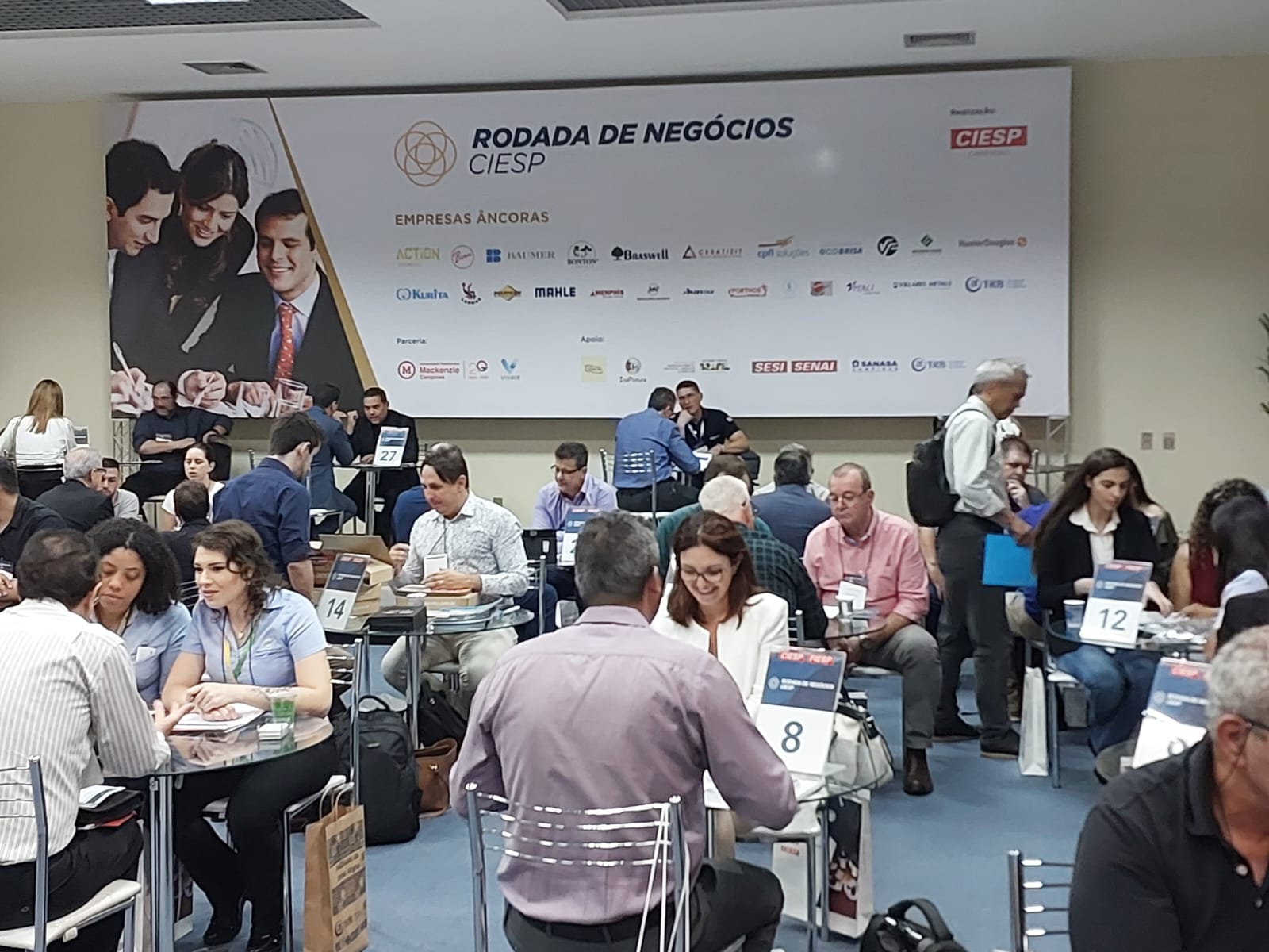 Rodada de negócios aproxima grandes empresas de novos fornecedores