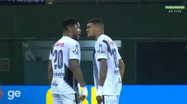 Após discussão e expulsão contra a Chape, Jeh e Matheus Jesus serão julgados pelo STJD