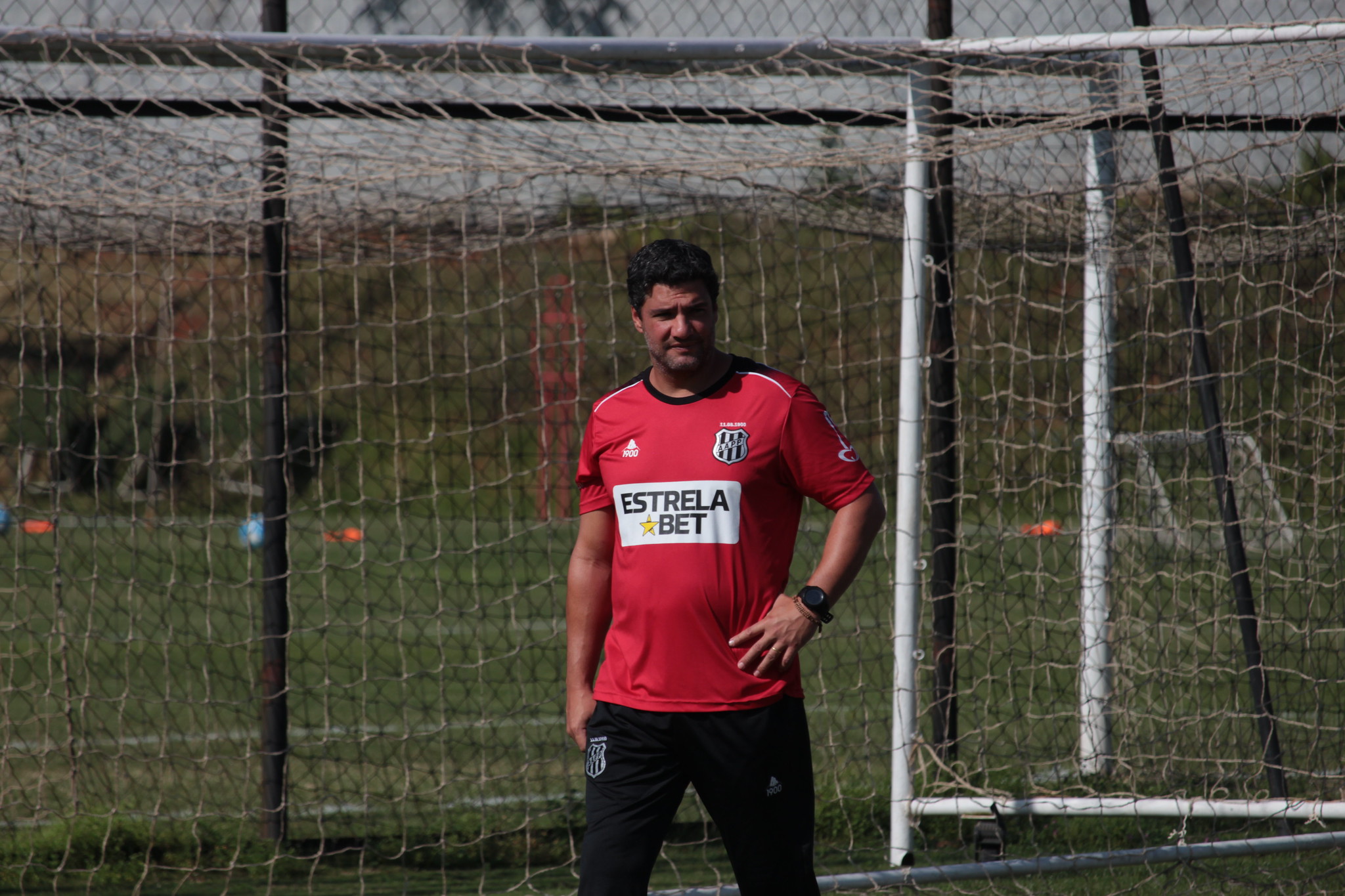 Com desfalques, Ponte Preta viaja para o Maranhão em busca da primeira como visitante na Série B