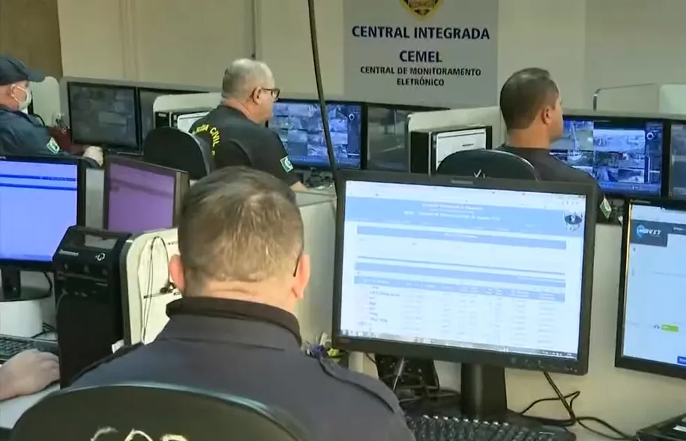 Guarda de Piracicaba salva, por telefone, bebê engasgado