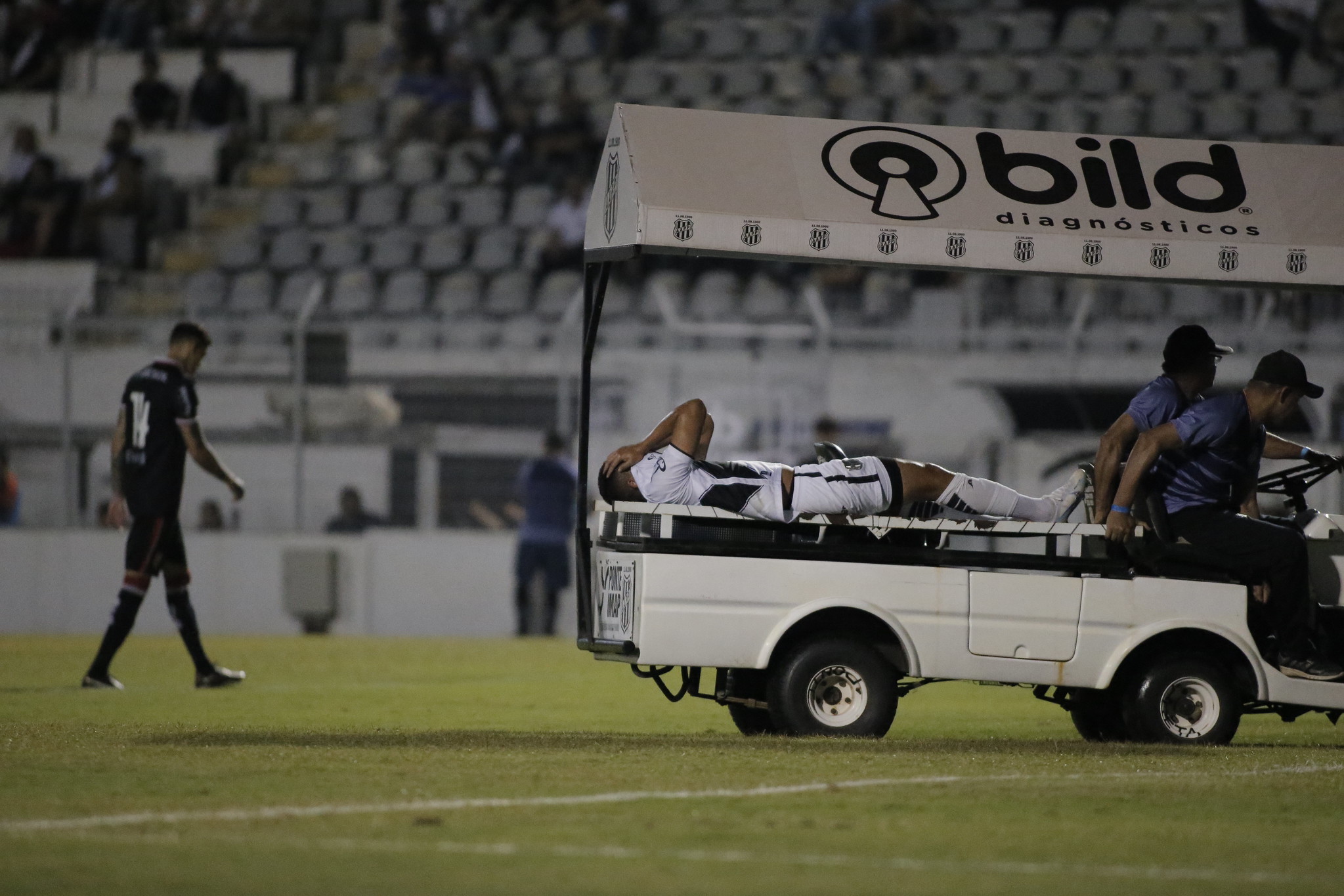 Jean Carlos sofre lesão no ligamento do joelho e fica fora da temporada 2023
