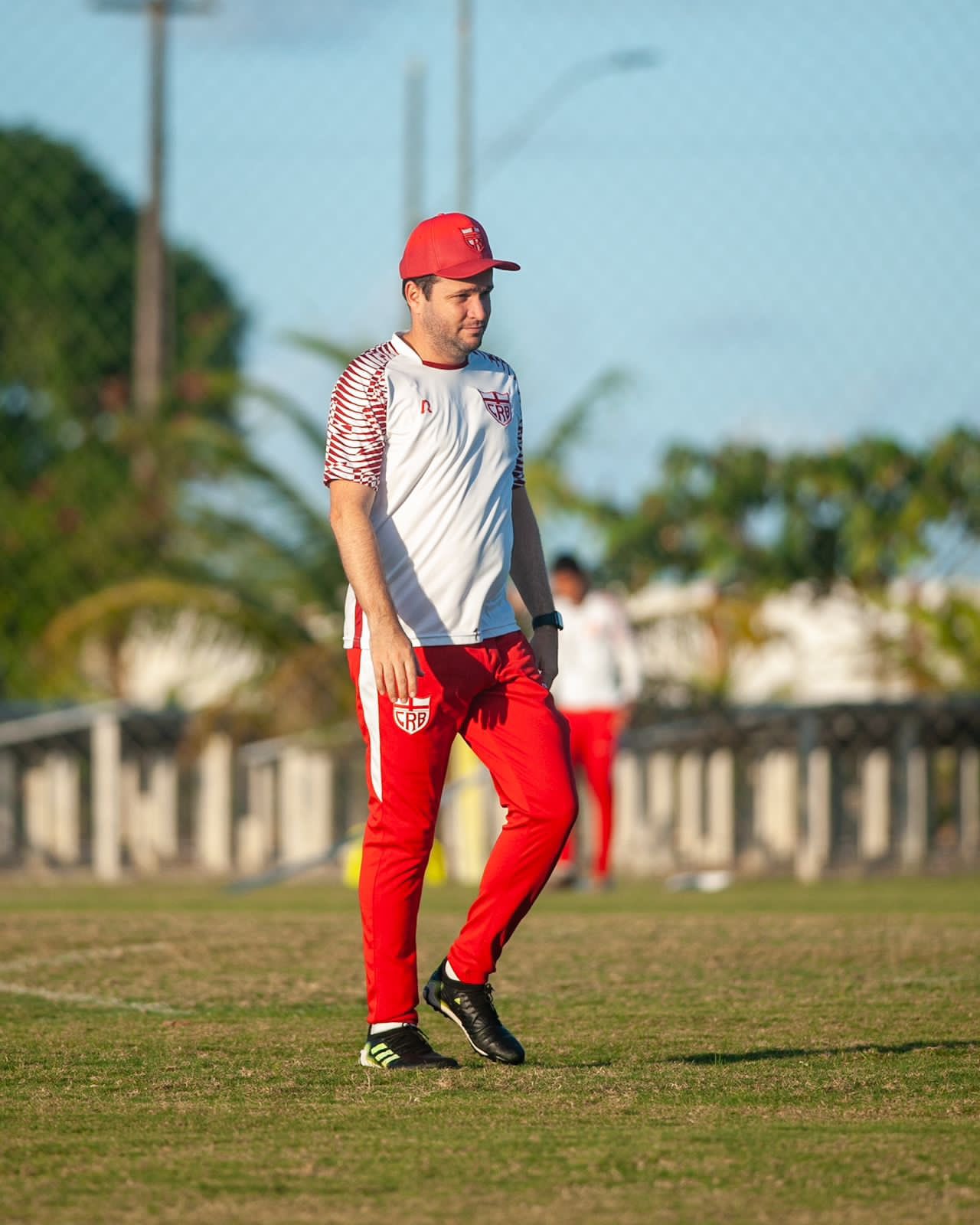 Recém-contratado pelo CRB, técnico Daniel Paulista vai estrear contra o Guarani