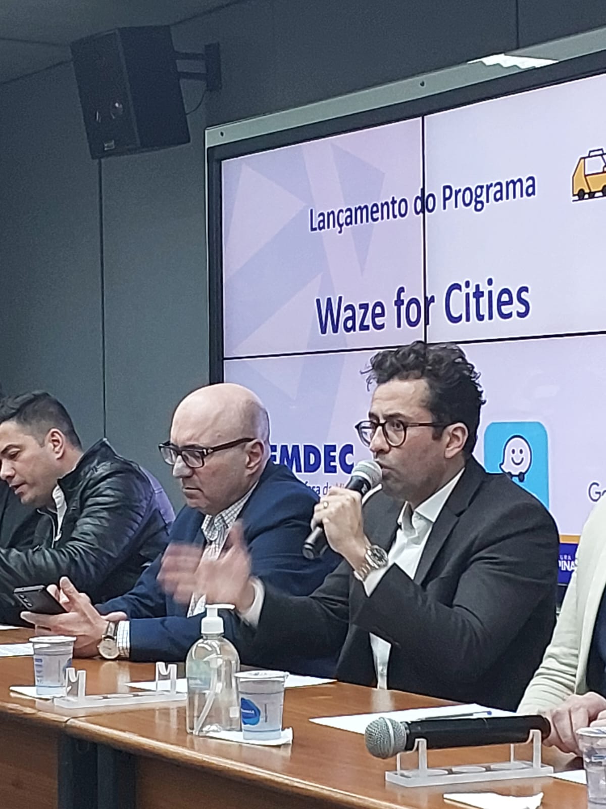 Campinas adere ao Waze for Cities e terá informações do trânsito em tempo real