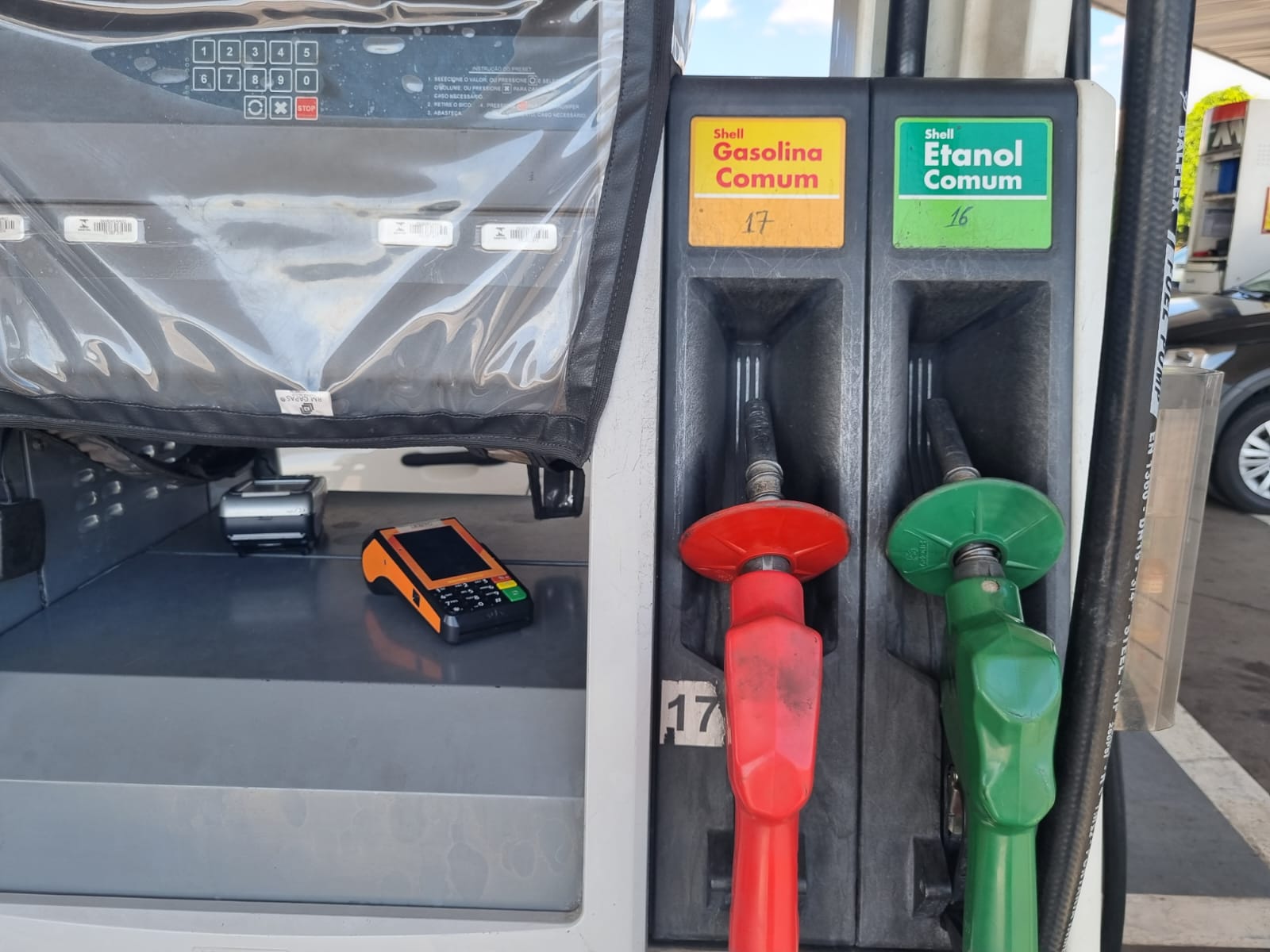 Petrobras anuncia reajuste de R$ 0,20 no preço da gasolina