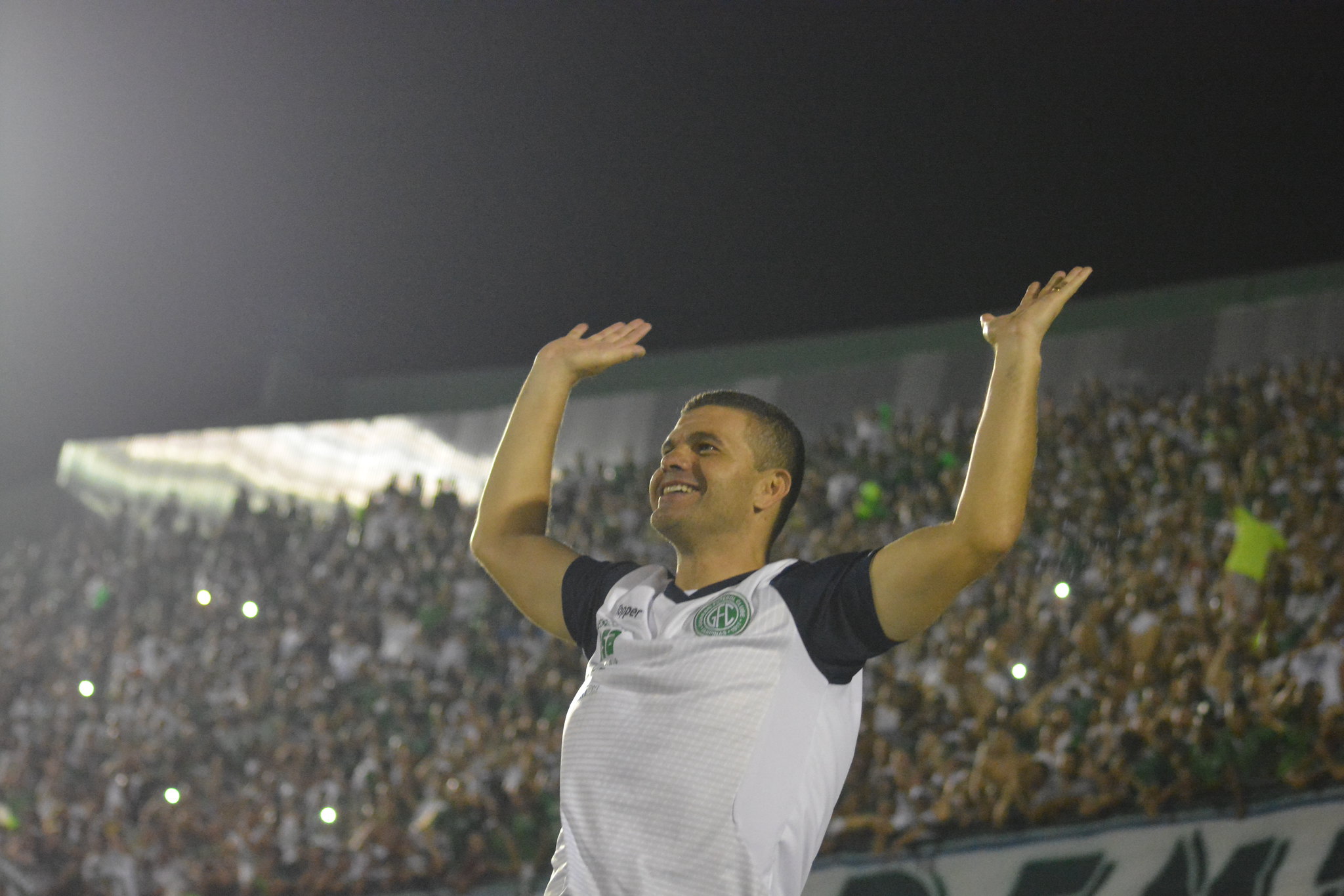 Guarani acerta o retorno de Umberto Louzer