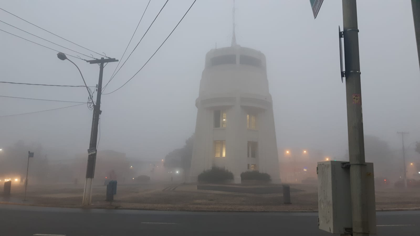 Entenda o que causou neblina nesta manhã em Campinas; OUÇA