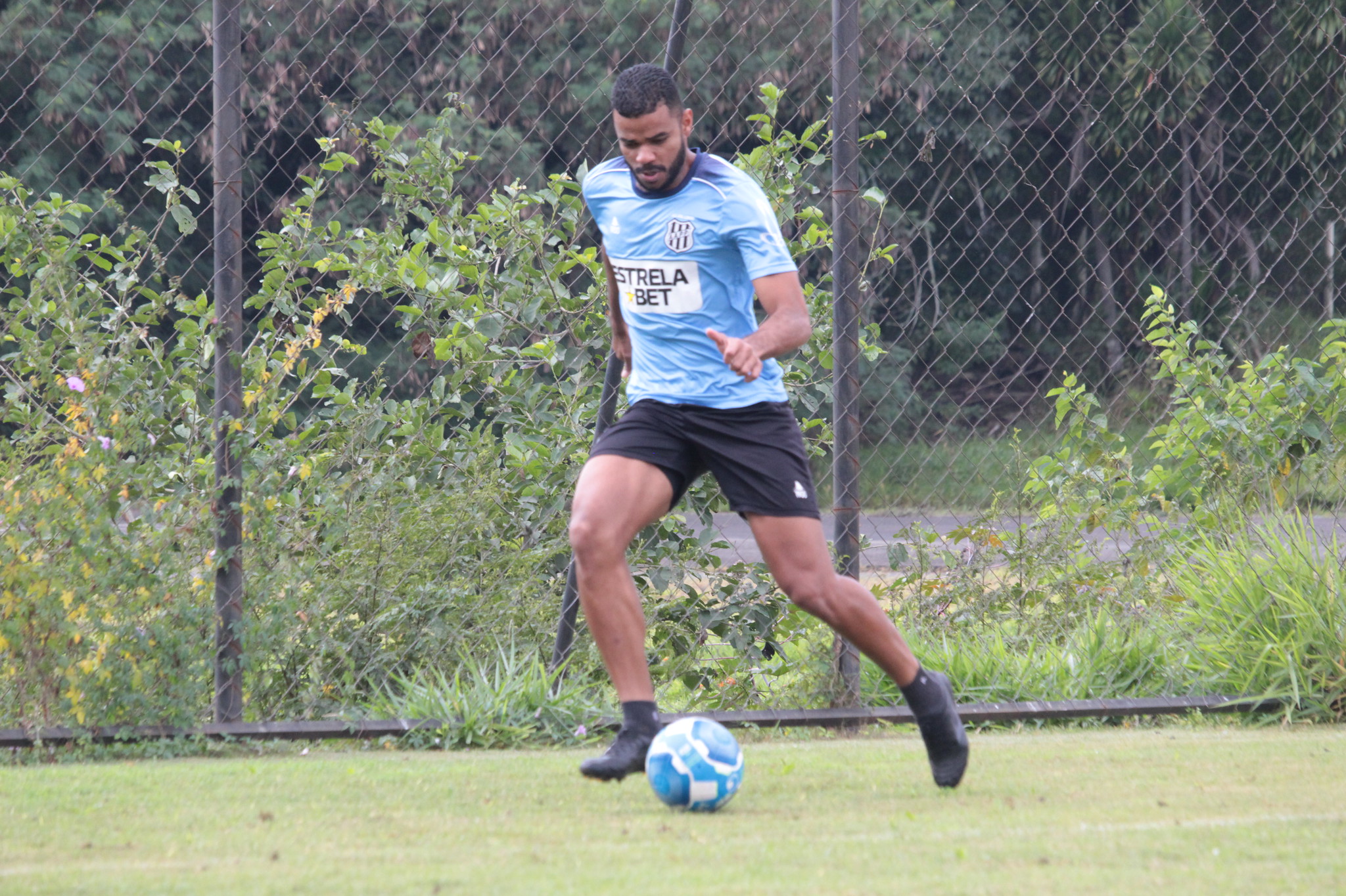 Thomás Kayck destaca semana de treinos e afirma: “nosso time tem evoluído no sistema defensivo”