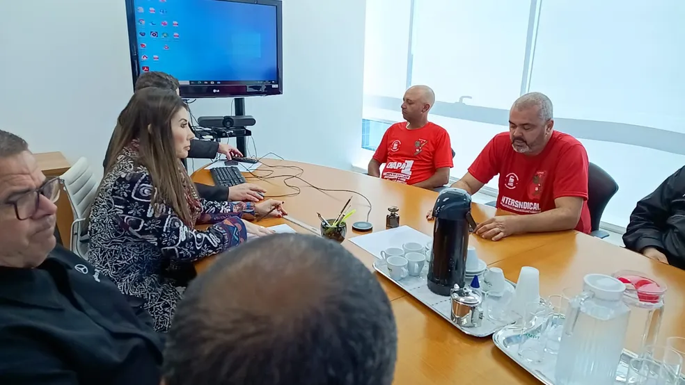 Após protesto contra terceirização, MPT mediará acordo entre Mercedes-Benz e trabalhadores