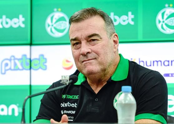 Após saída de Felipe Moreira, Ponte Preta encaminha acerto com Pintado