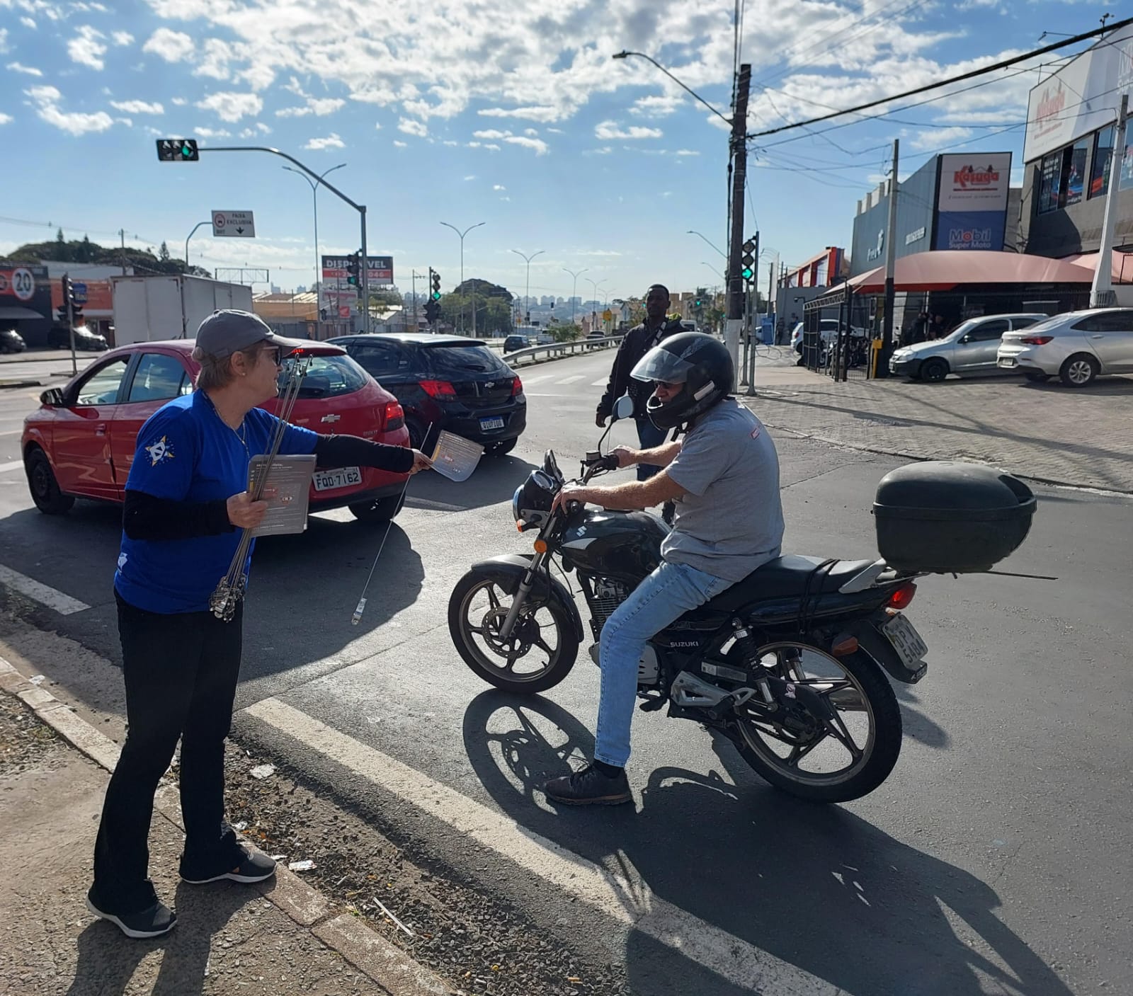 Radares aplicam 15 multas por hora a motociclistas em Campinas