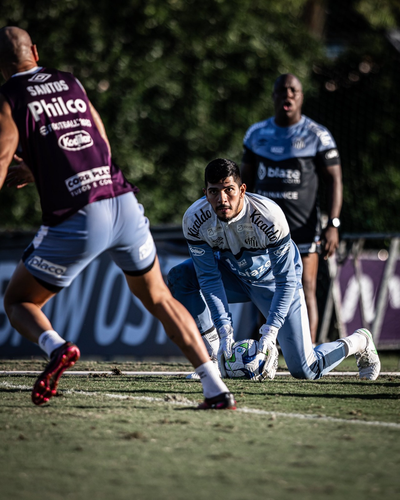 Goleiro João Paulo vira preocupação para técnico Paulo Turra no Santos