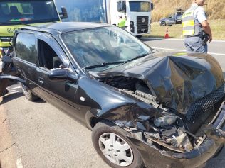 Acidente envolvendo 2 caminhões e 4 carros deixa 10 vítimas em Campinas 