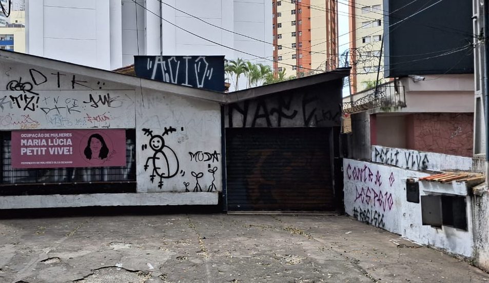 Cassação de liminar desobriga ocupação de deixar imóvel, no Centro