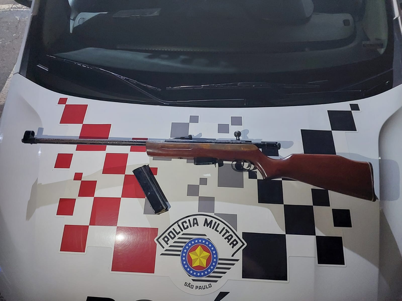 Homem é preso com rifle calibre 38 irregular no Jardim Santa Terezinha, em Campinas