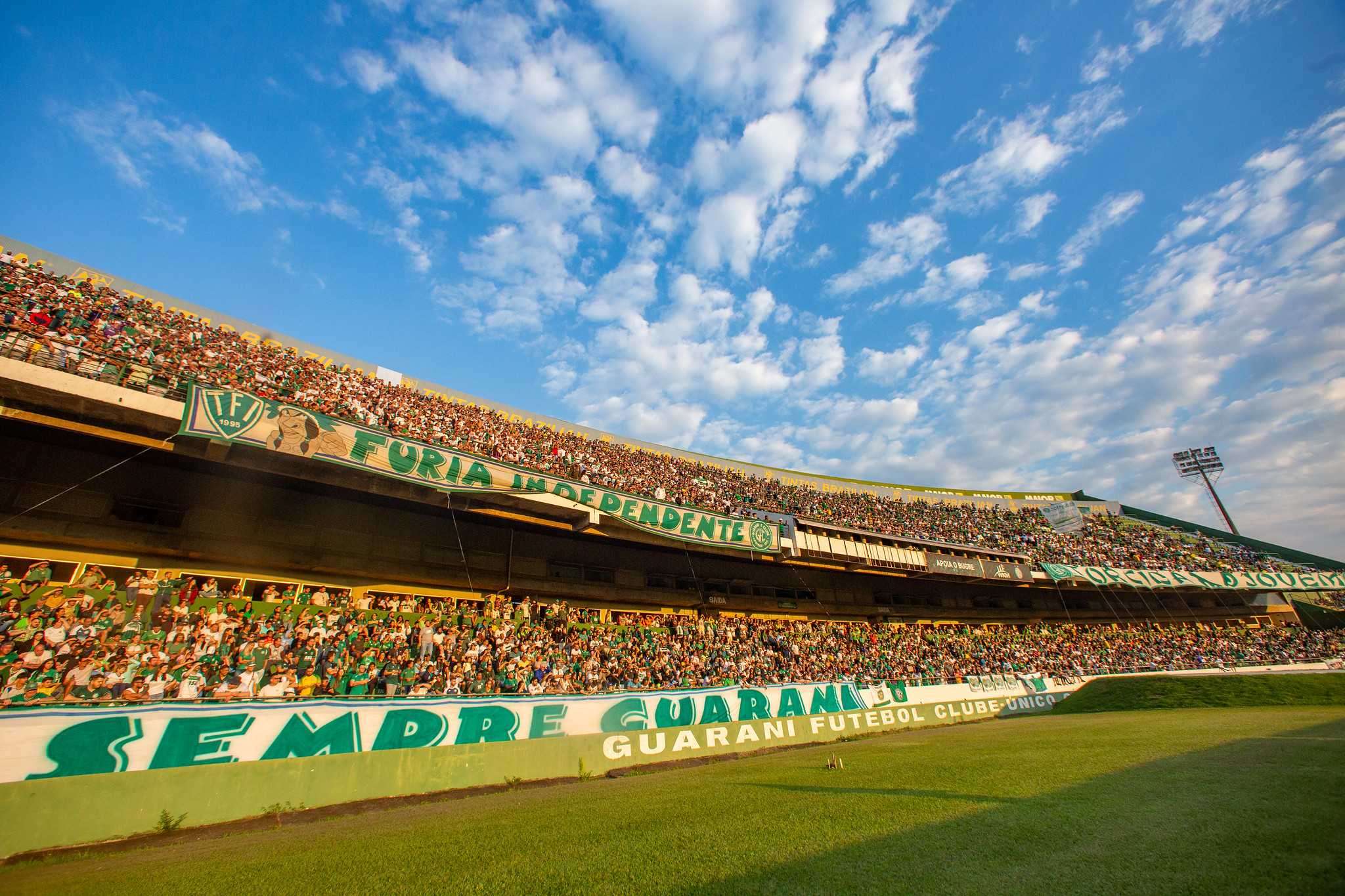 Celebração do título de 78, dia dos pais e G4: os motivos para o torcedor acompanhar o Guarani contra o Juventude