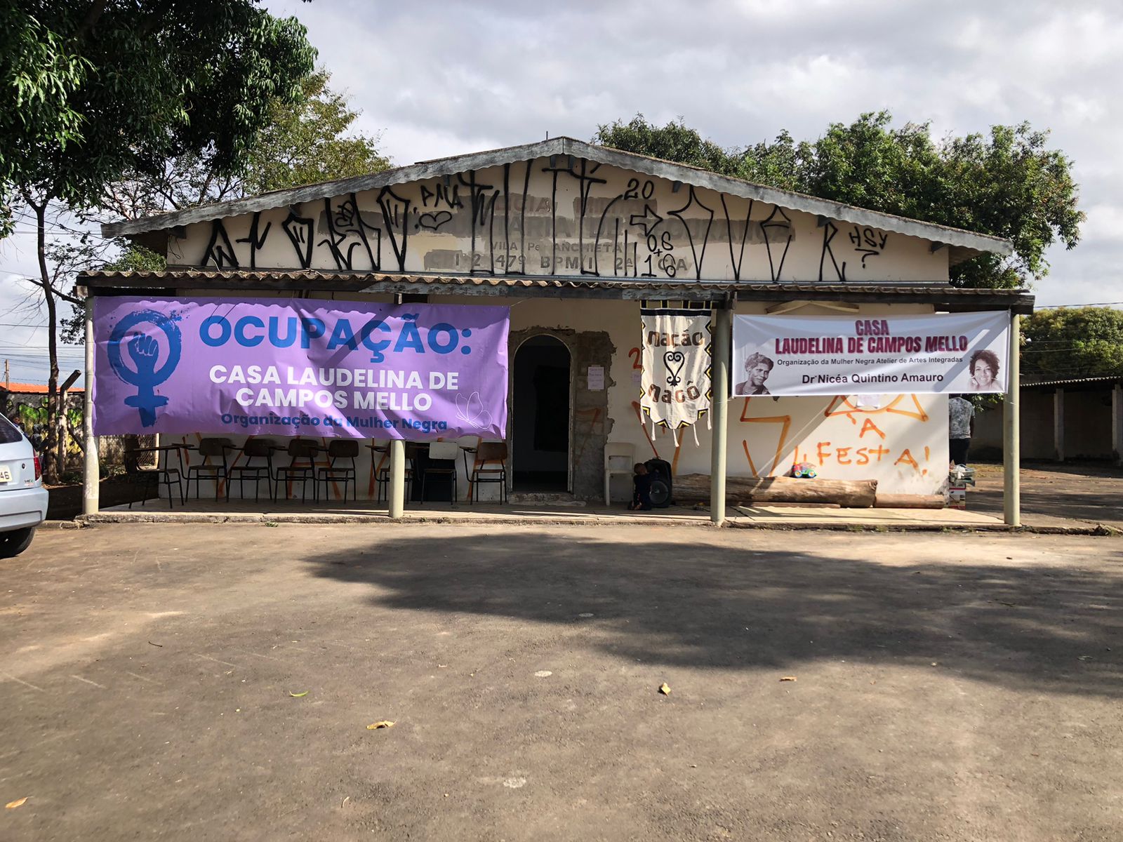 Imóvel na Vila Padre Anchieta é ocupado por movimento de mulheres