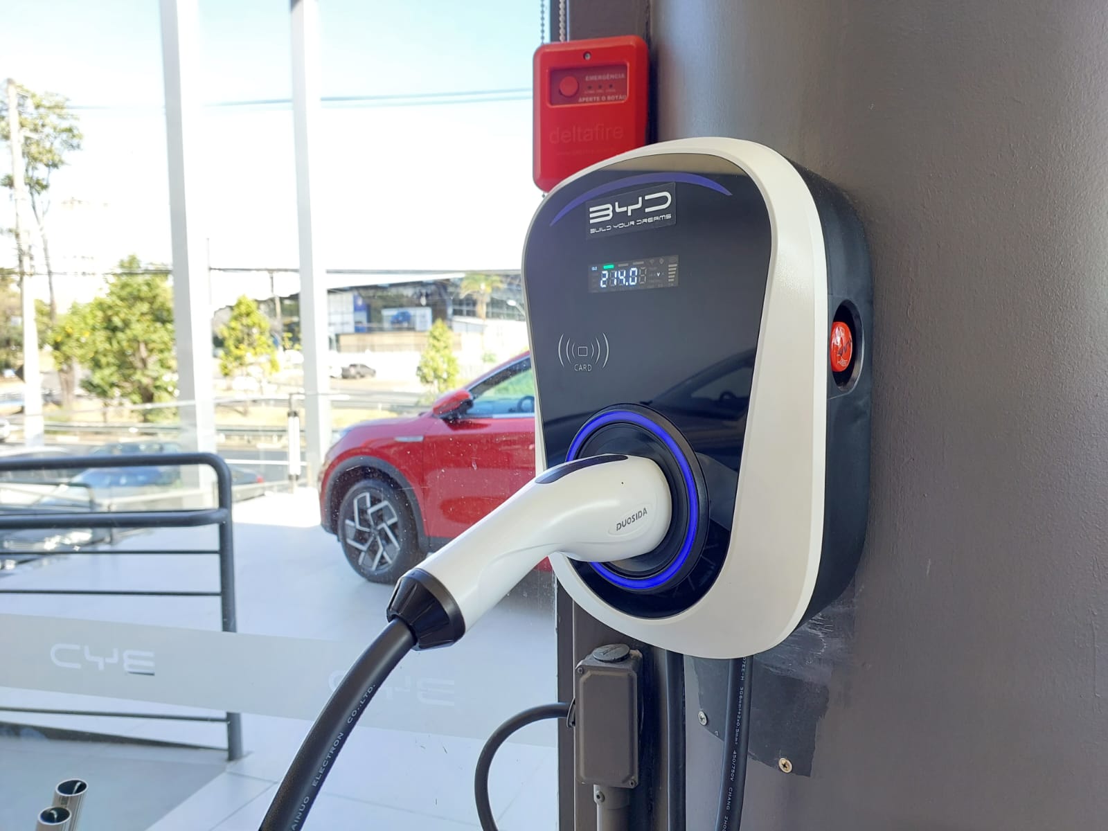 Venda de carros elétricos bate recorde no mês de julho no Brasil