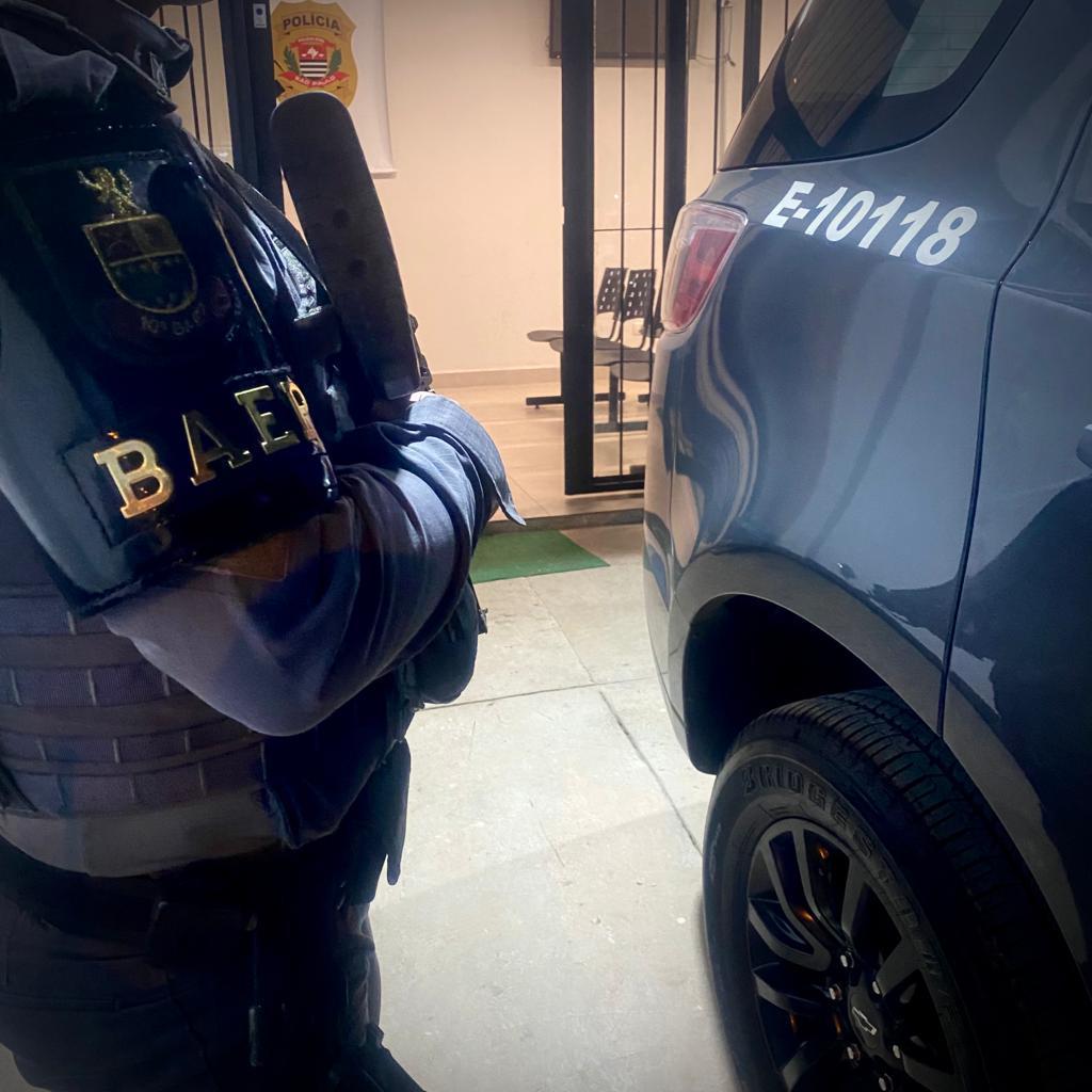 BAEP prende em Valinhos homem procurado por feminicídio no Paraná