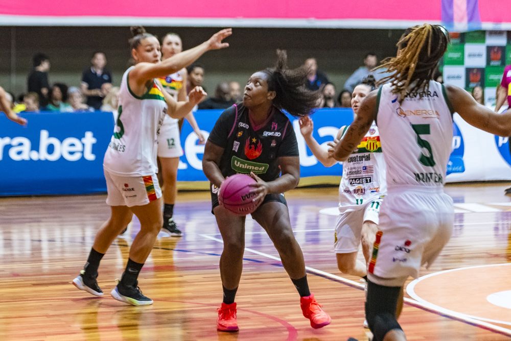 Campinas Basquete enfrenta Sorocaba pelo Campeonato Paulista