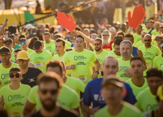 Aquecimento, alongamento ou descanso? Saiba como se preparar para uma maratona