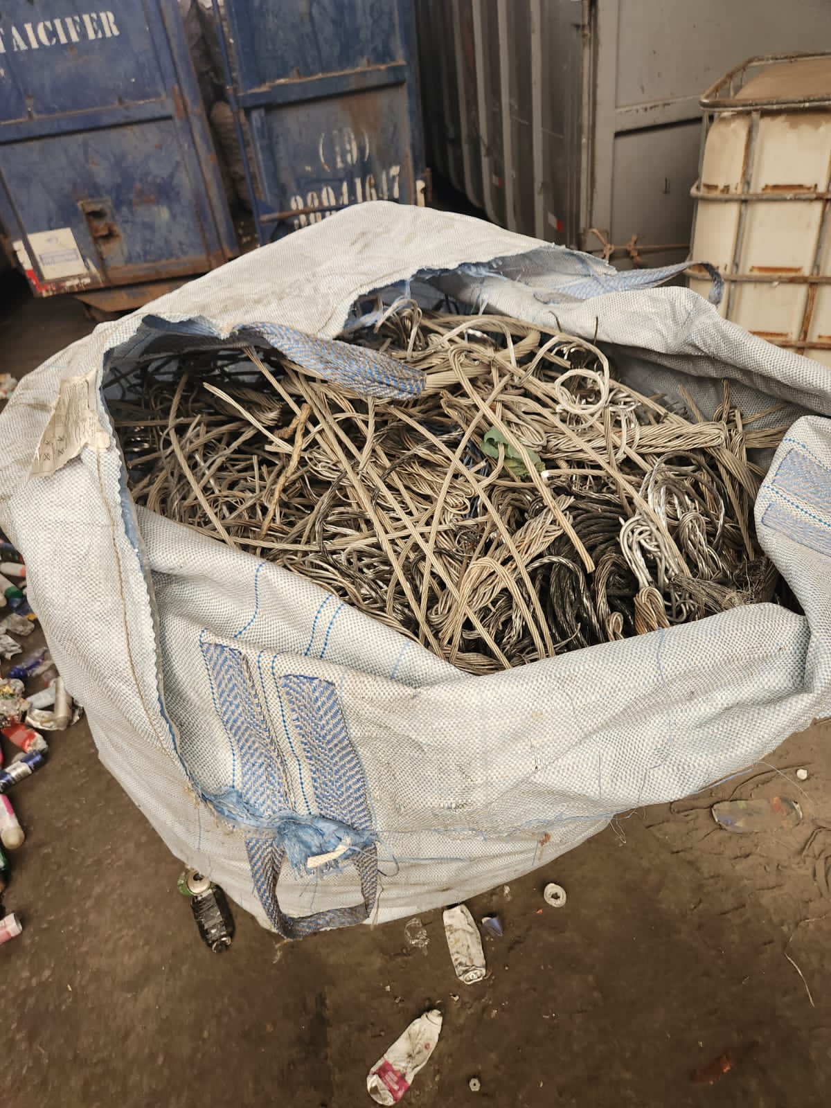 Polícia localiza 613 kg de fios de cobre e prende uma pessoa em Campinas