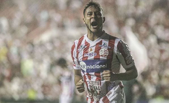 Ponte Preta acerta contratação do meia Gabriel Santiago