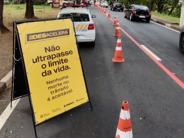 Mais 13 multas são aplicadas durante operação da Emdec
