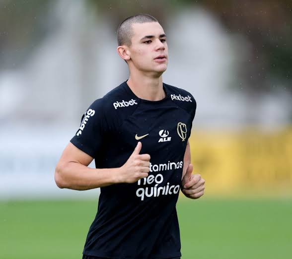 Gabriel Moscardo e Lucas Veríssimo desfalcam Corinthians contra o Fluminense