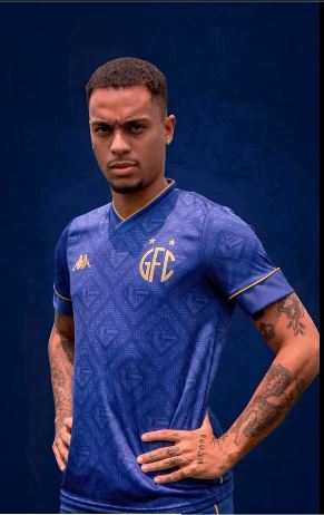 Guarani divulga imagens do novo uniforme que será usado contra o Botafogo
