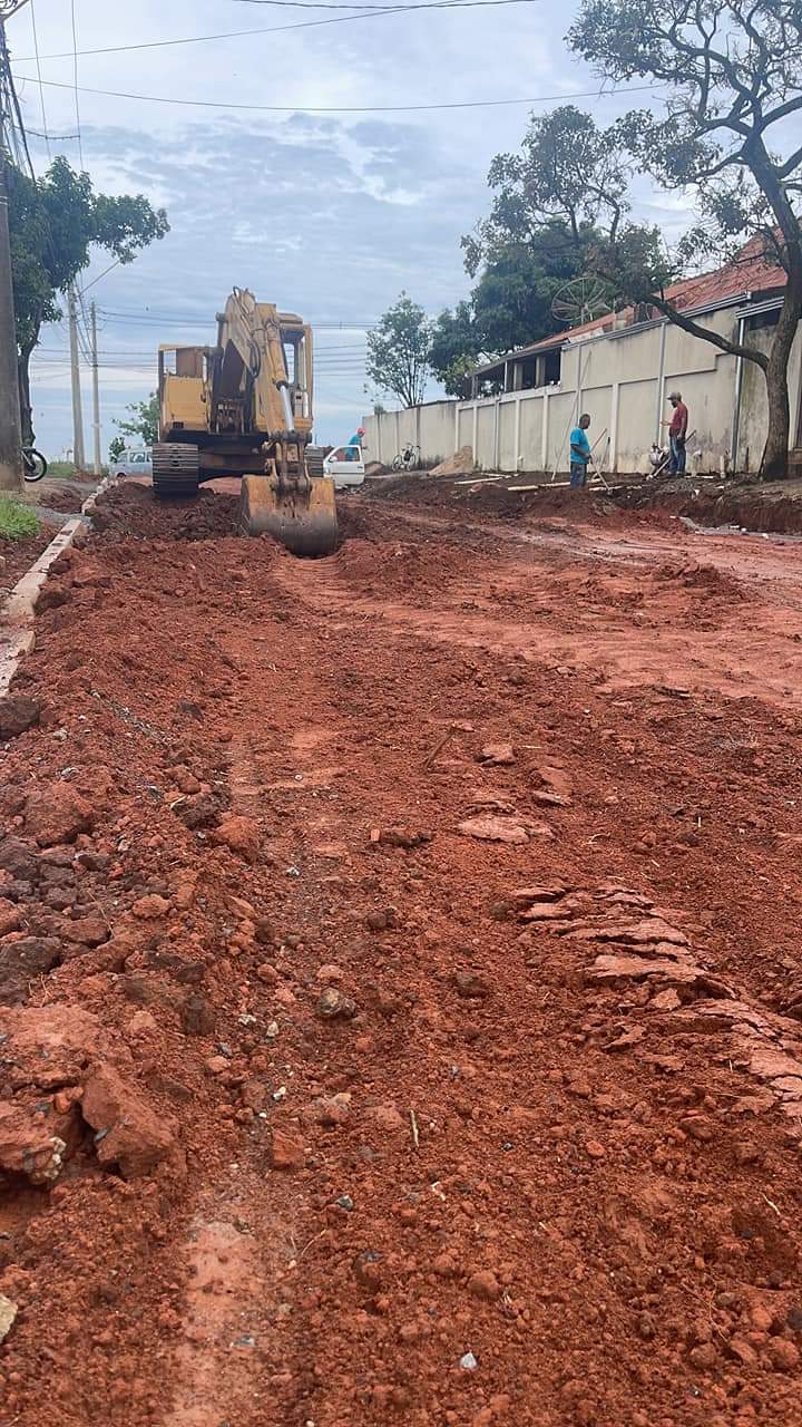 Moradores reclamam de obras que têm afetado os deslocamento no bairro Vila Palmeiras II, em Campinas