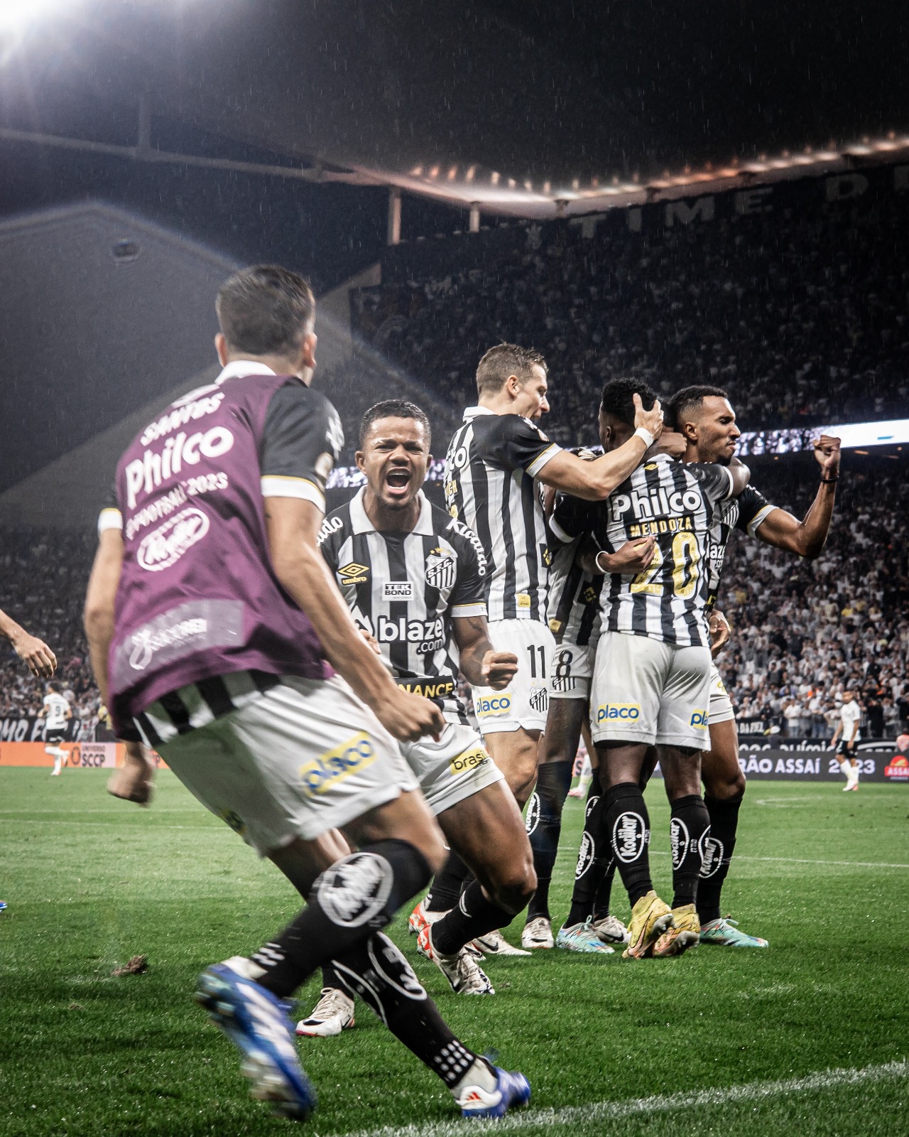 Técnico Marcelo Fernandes exalta postura do Peixe em clássico