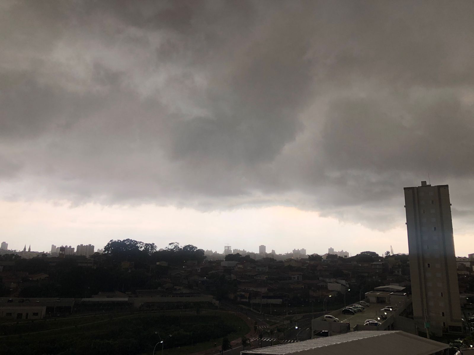 Frente fria deve mudar o tempo na região de Campinas nesta 3ª feira
