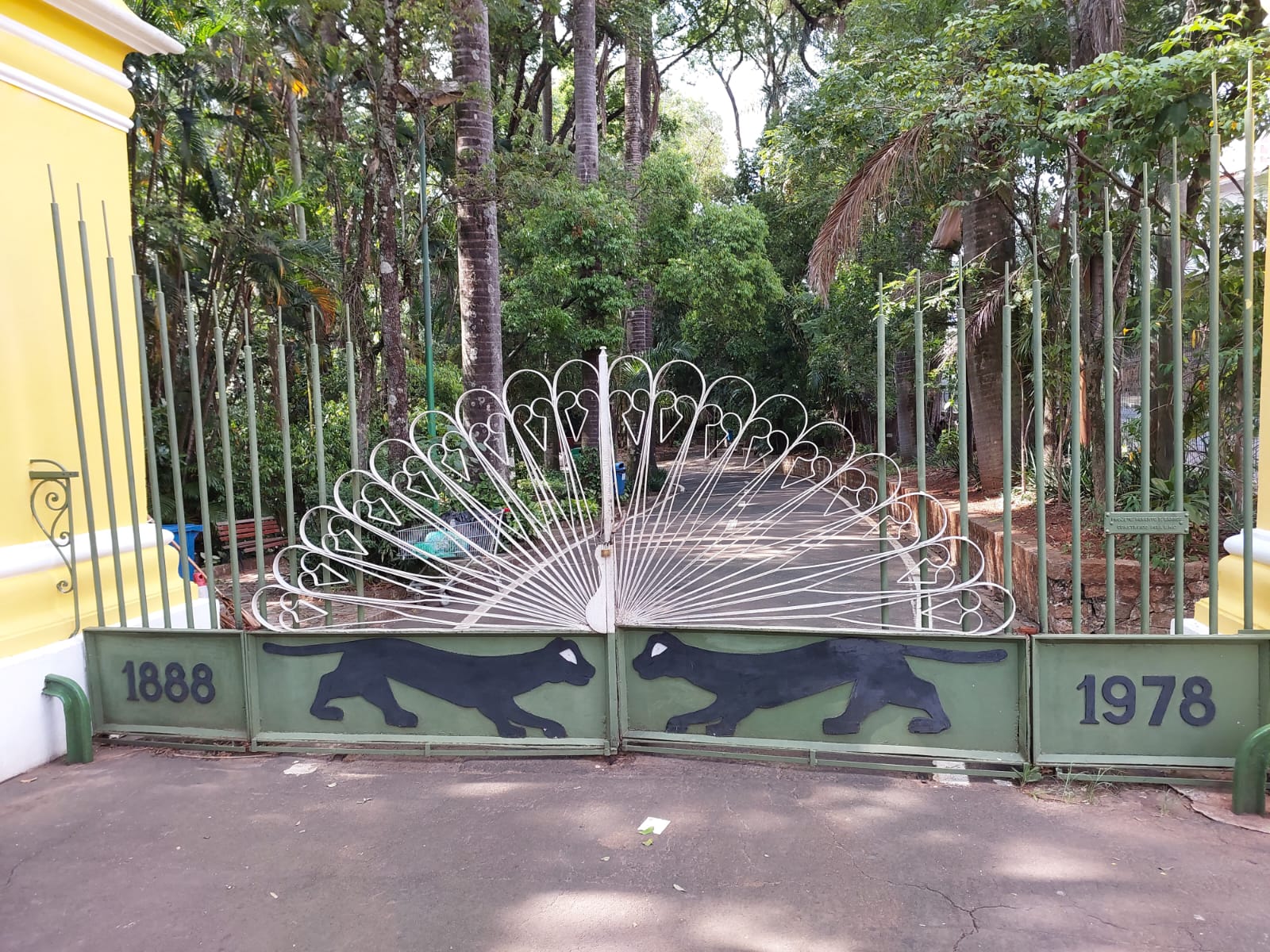 Mudança no tempo faz prefeitura fechar parques novamente