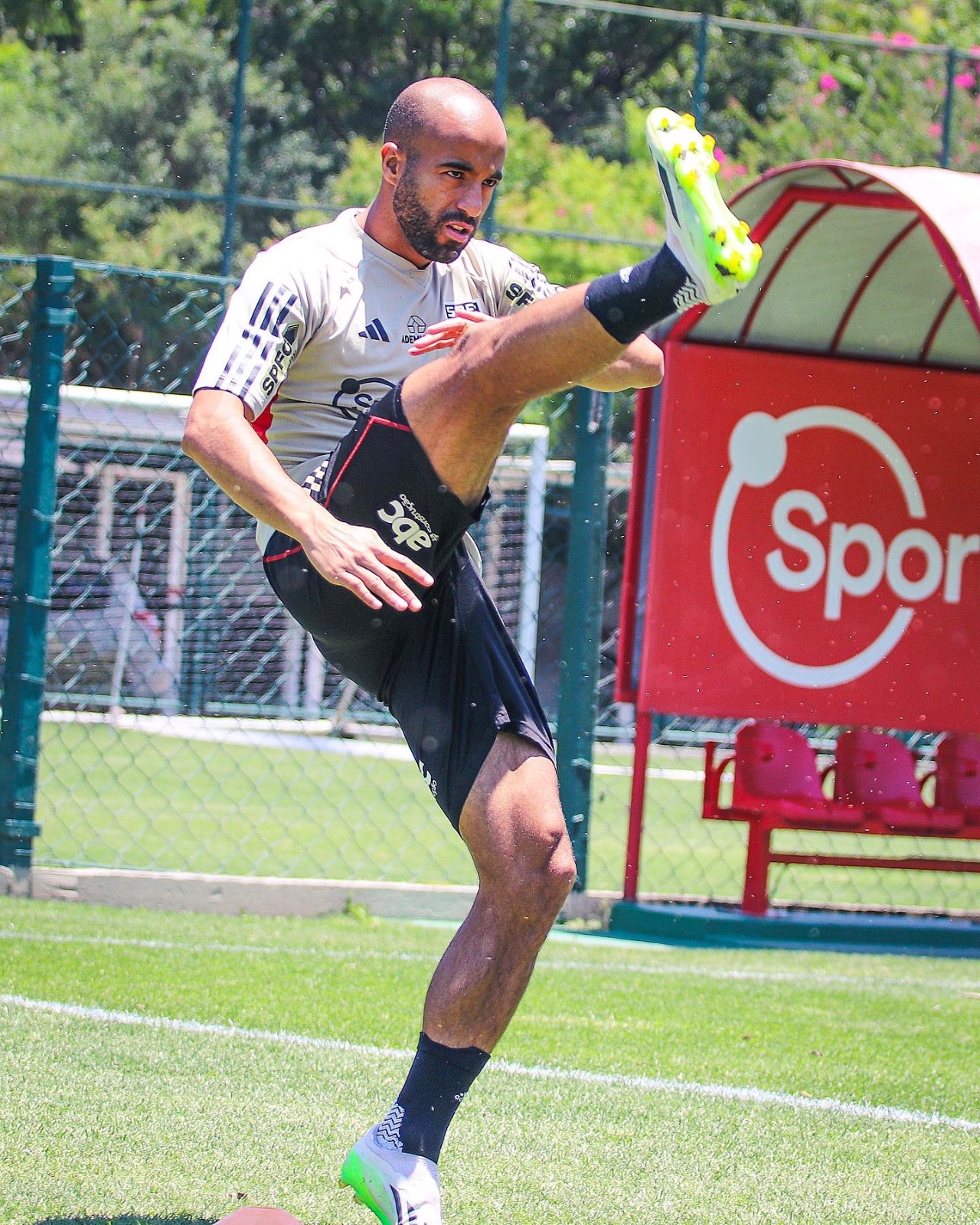 São Paulo aguarda pela recuperação de Lucas Moura para as últimas rodadas do Brasileirão