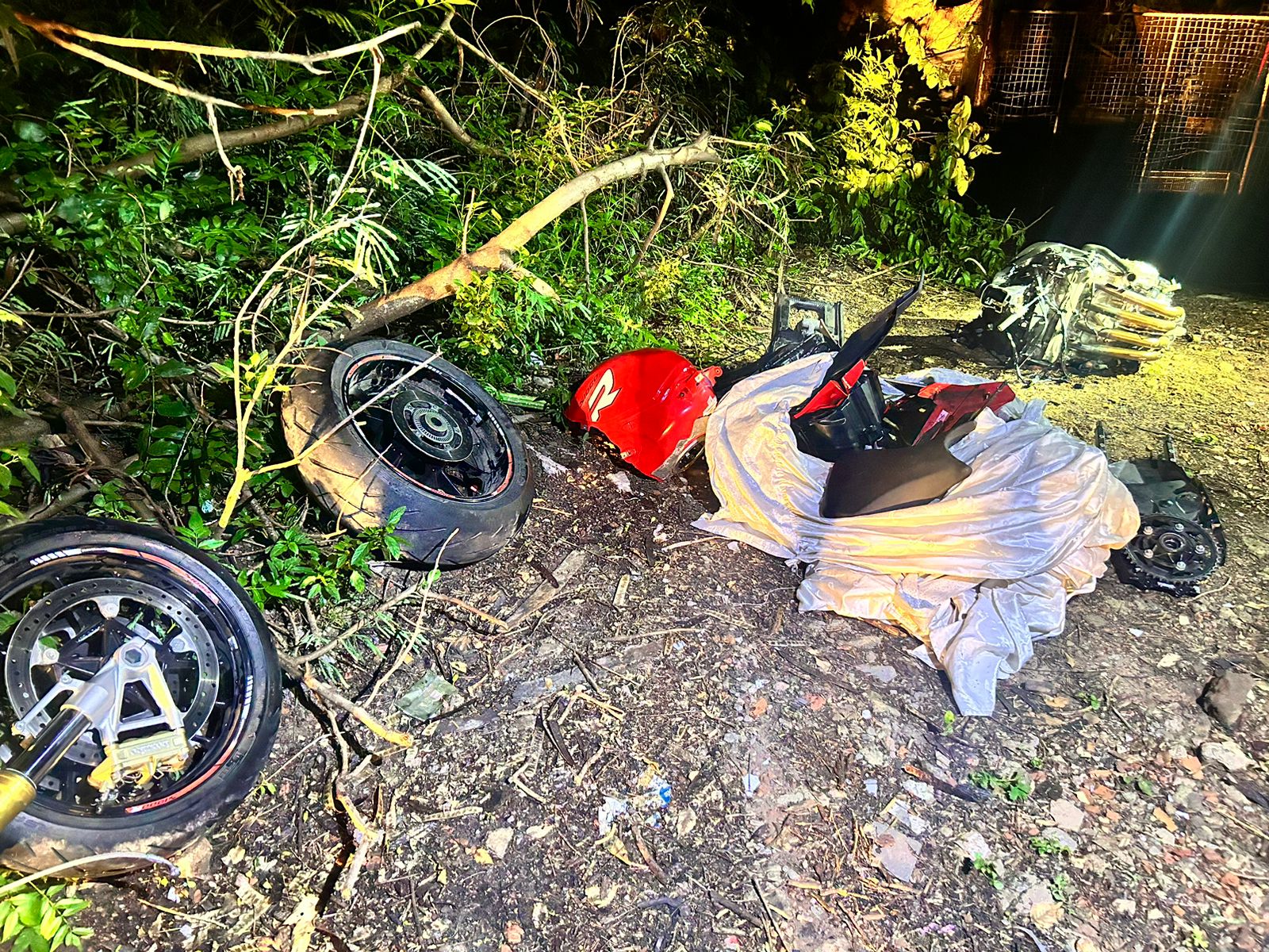 Moto de PM é desmanchada e arma é localizada em Limeira