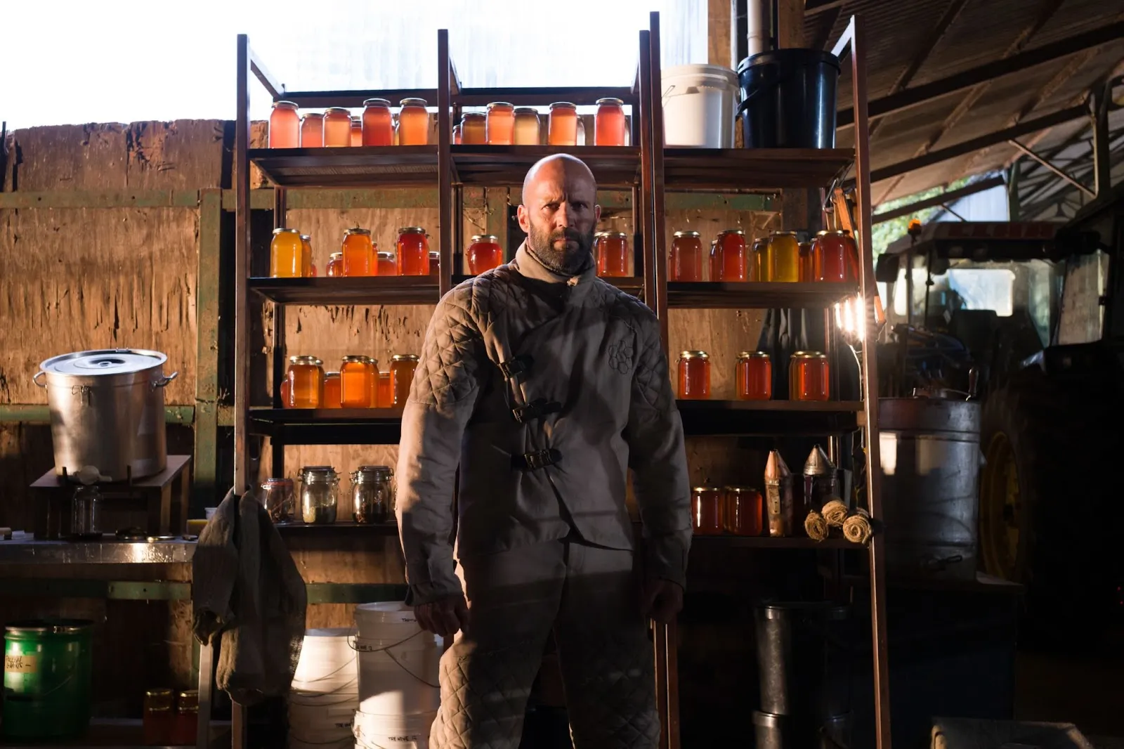 Ação: Beekeeper – Rede de Vingança estreia nos cinemas nesta semana