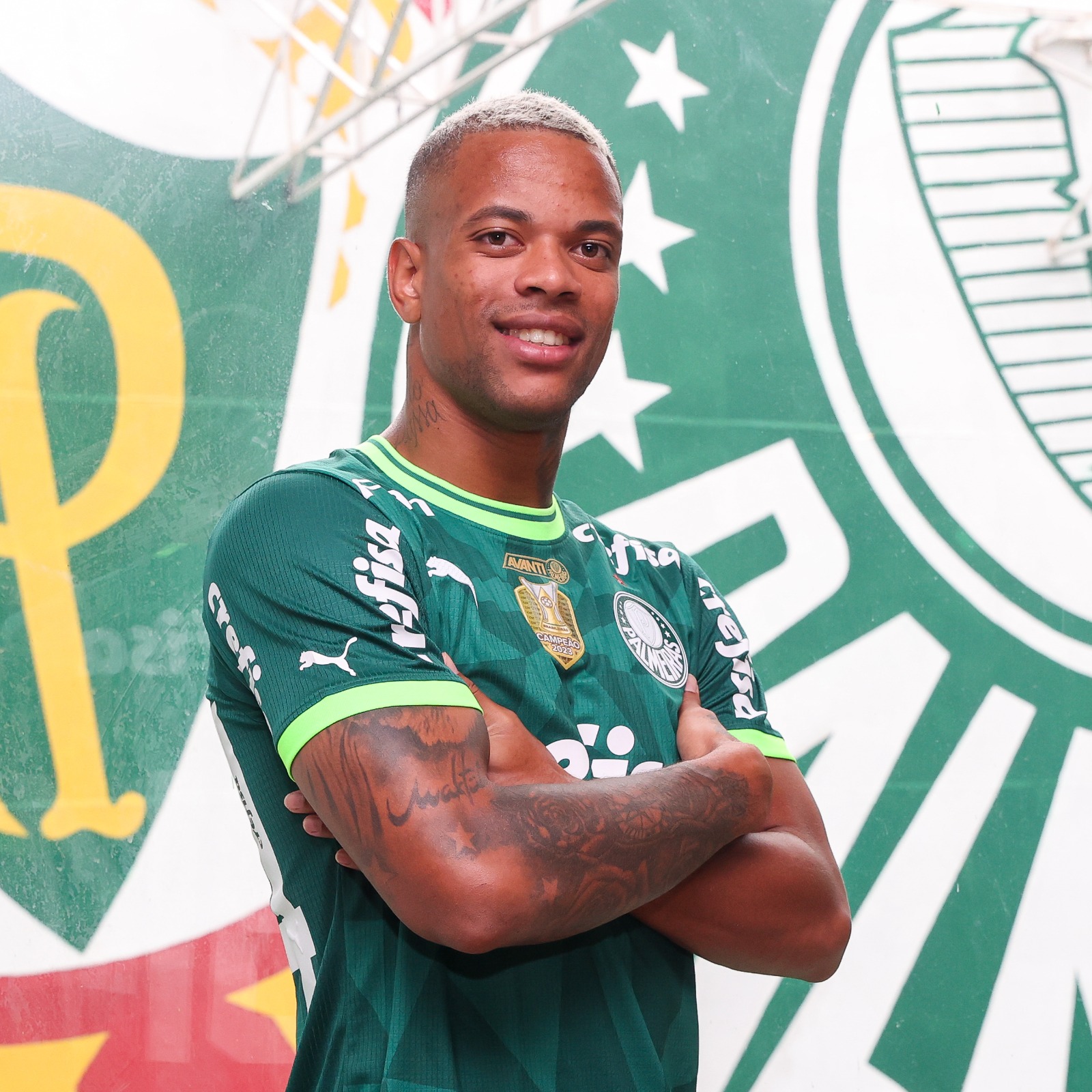 Palmeiras confirma contratação de Caio Paulista