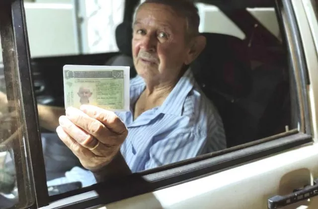 Motoristas com mais de 90 anos passam dos 400 na região de Campinas