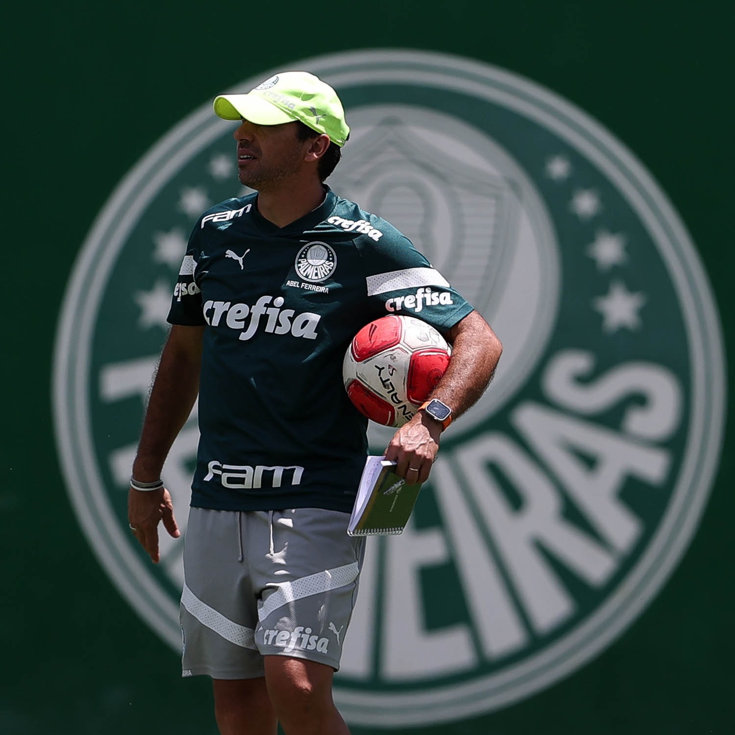 Palmeiras deve enfrentar a Lusa com time reserva no Canindé