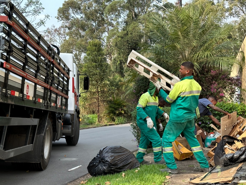 Operação Cata-Bagulho passa por três bairros de Valinhos nesta segunda-feira