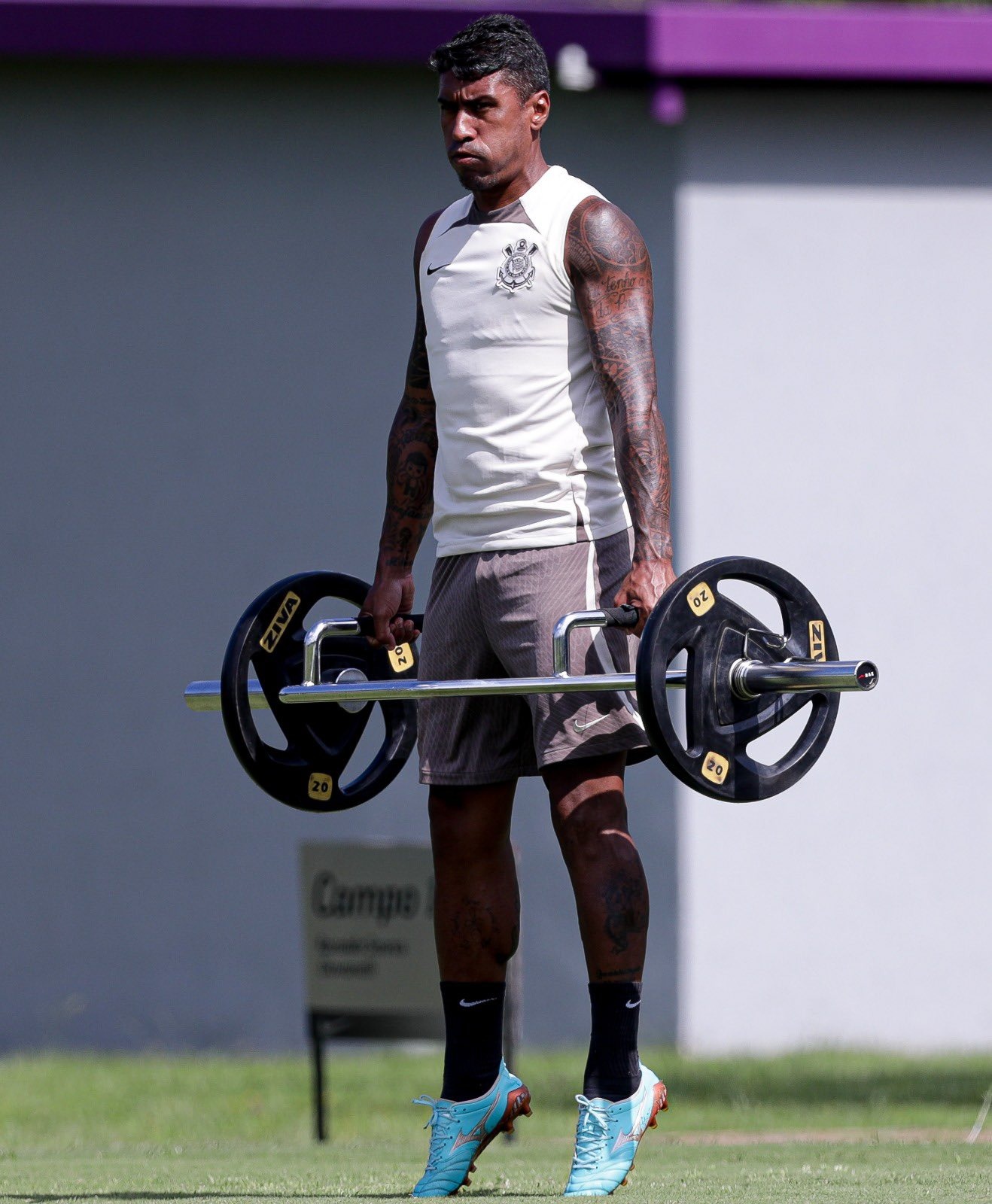 Corinthians enfrenta Londrina em amistoso e conta com ídolo entre os relacionados