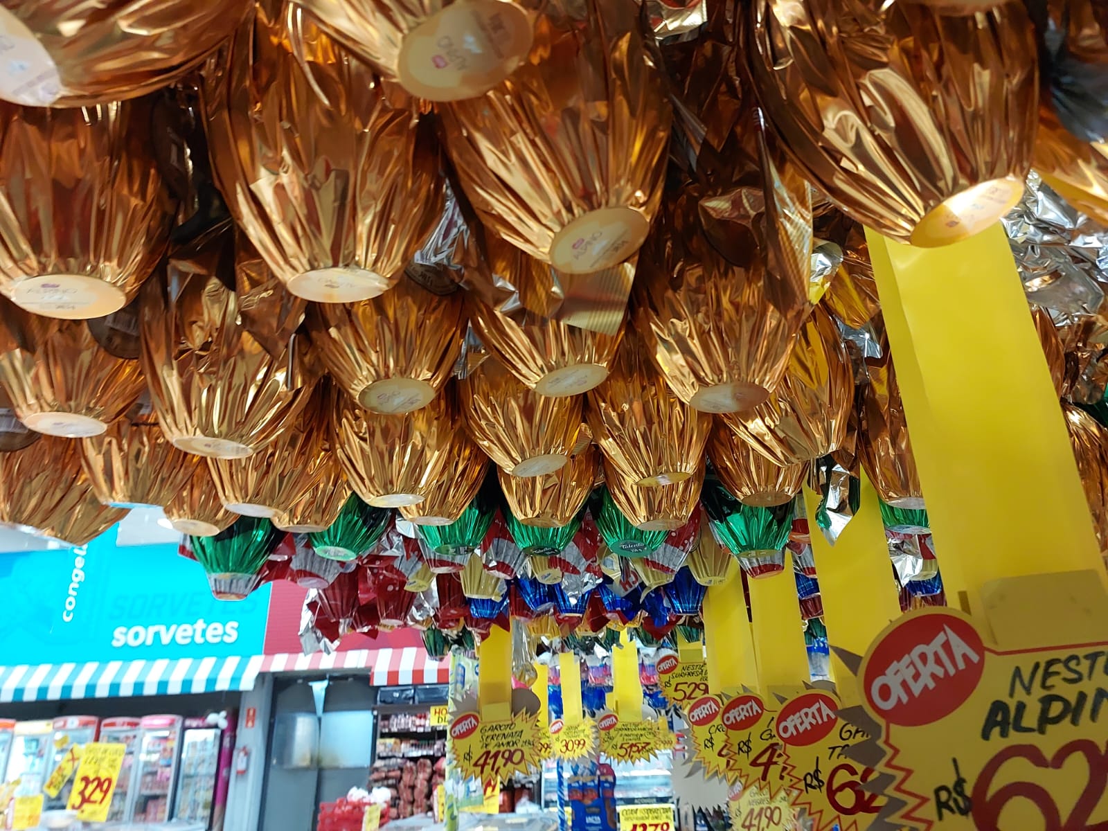 Frutas e versões especiais devem impulsionar vendas de ovos de Páscoa