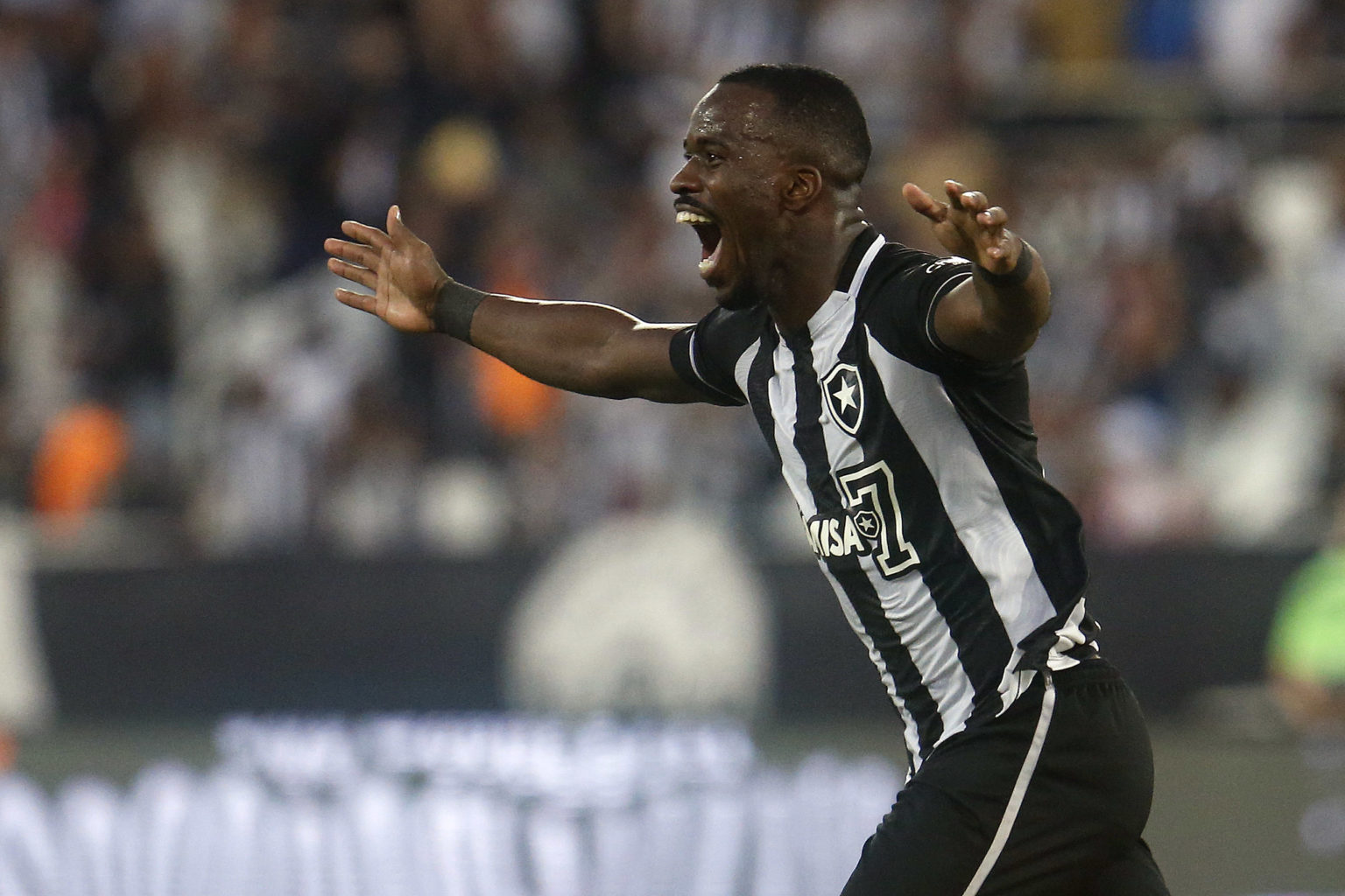 Guarani oficializa três reforços para a Série B; Kayque, ex-Botafogo-RJ, é uma das novidades