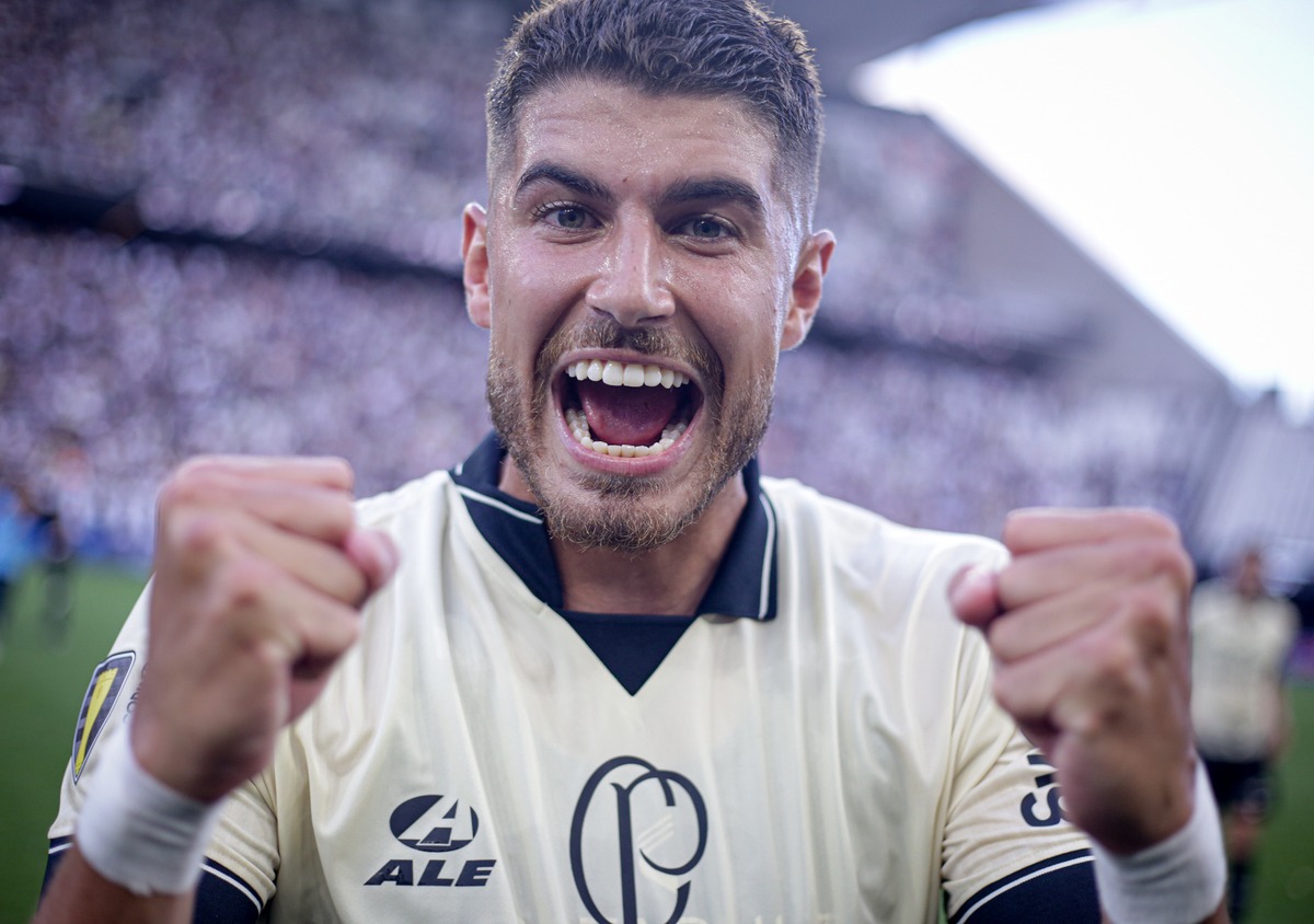Mais leve com o gol, Pedro Raul projeta um Corinthians forte para sequencia de 2024