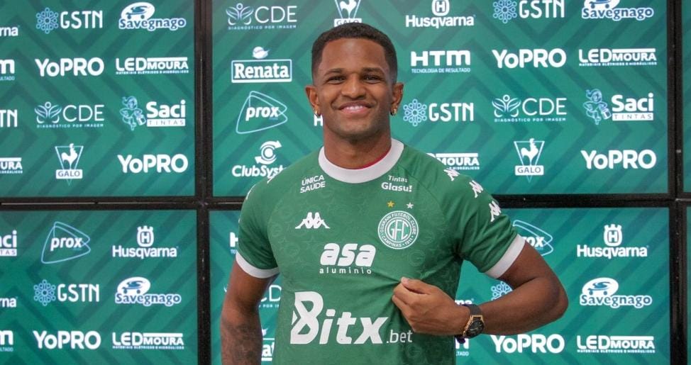 Renyer é apresentado no Bugre: “Feliz de estar no Guarani”