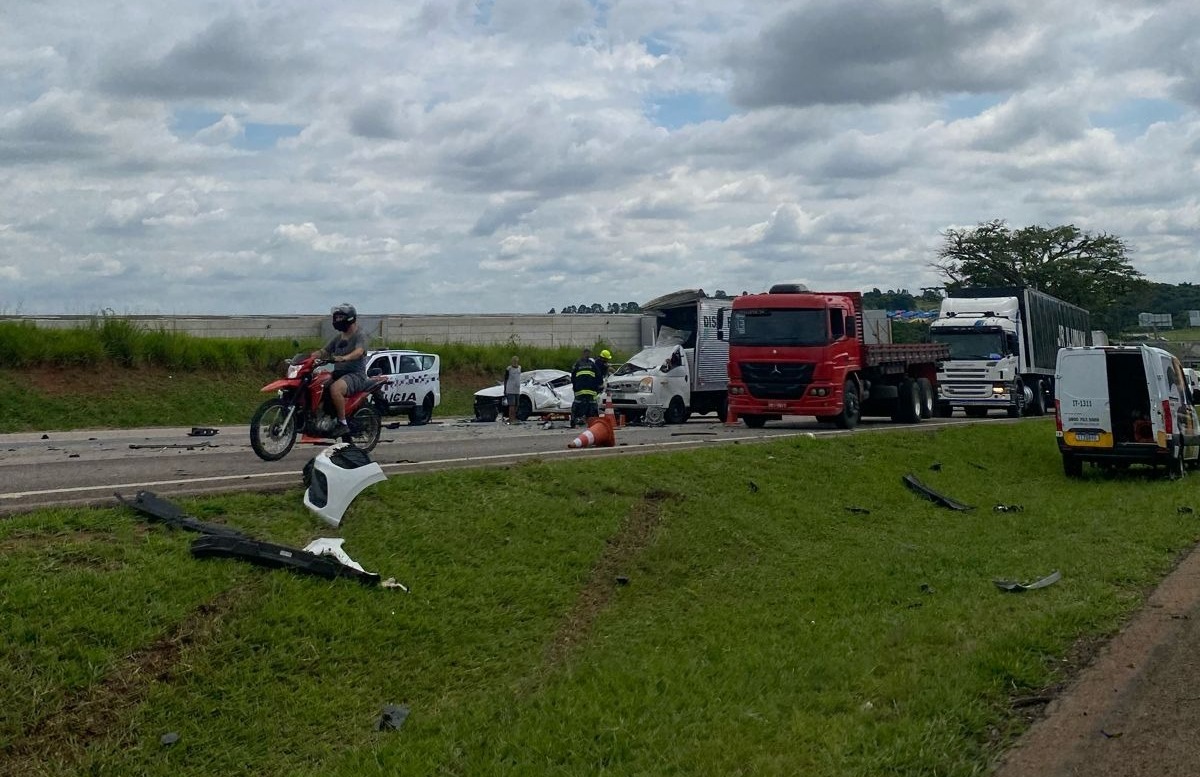 Mulher morre e dois ficam feridos na Santos Dumont, em Indaiatuba
