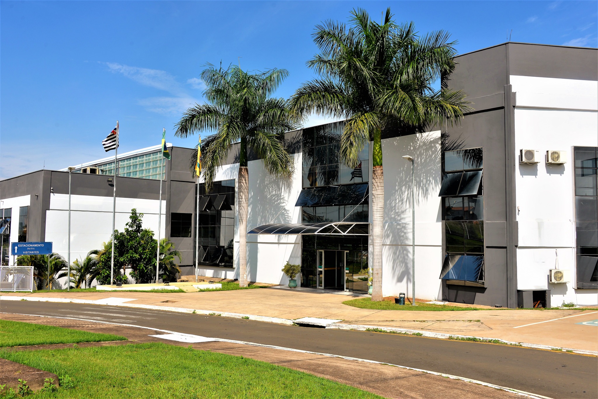 Câmara de Hortolândia está com vaga para controlador; salário é de R$ 15,7 mil