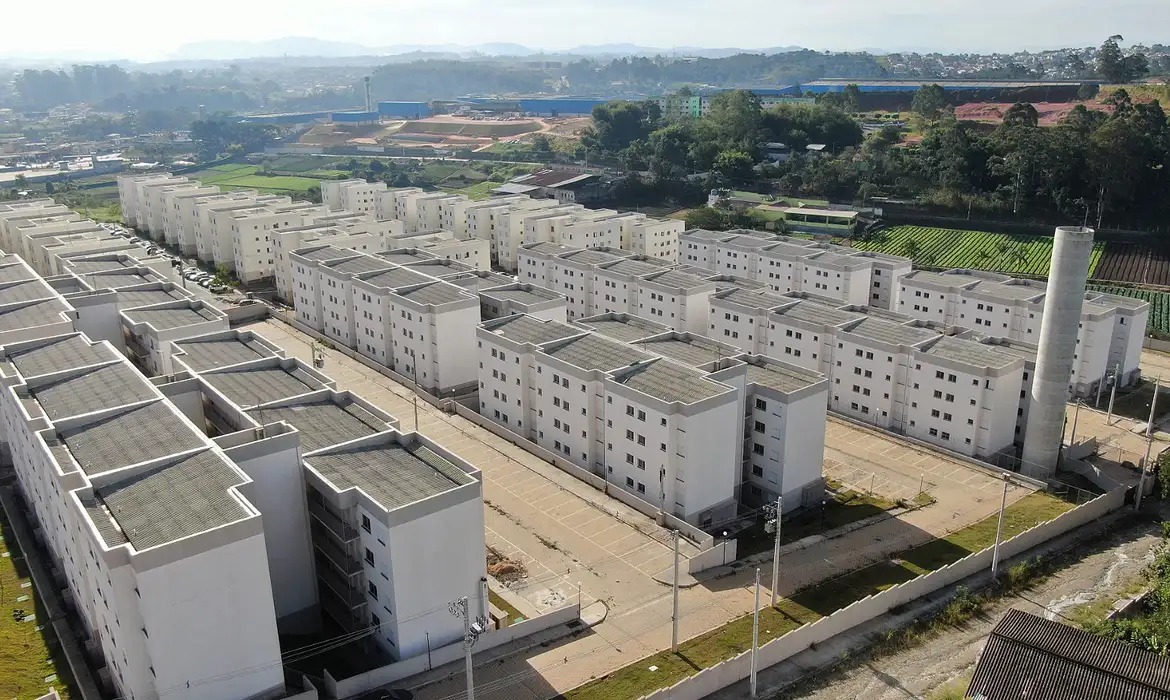 Cresce contratação de financiamento de imóveis populares em 2023