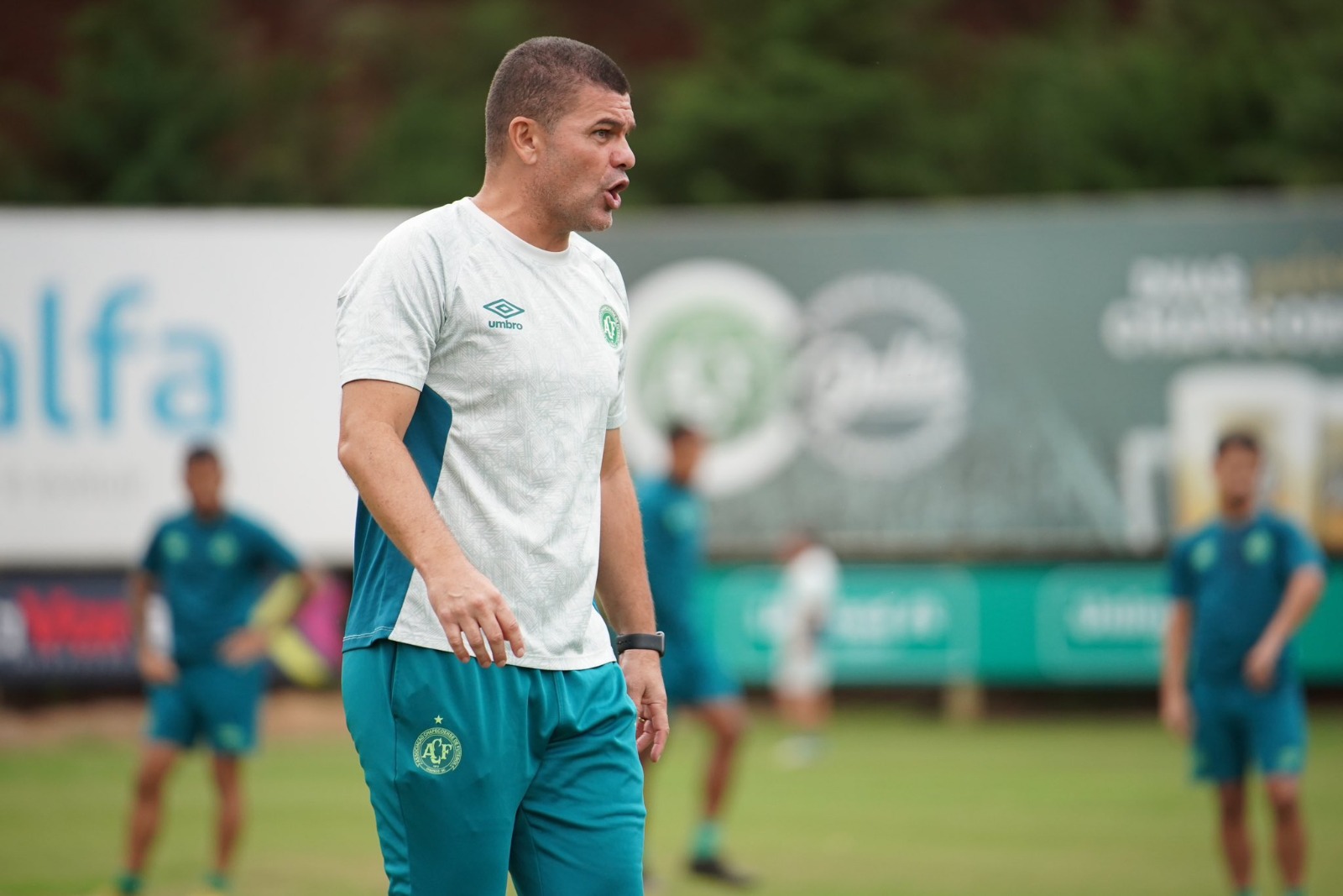 Desfalcada, Chape busca vitória, contra Guarani em Campinas